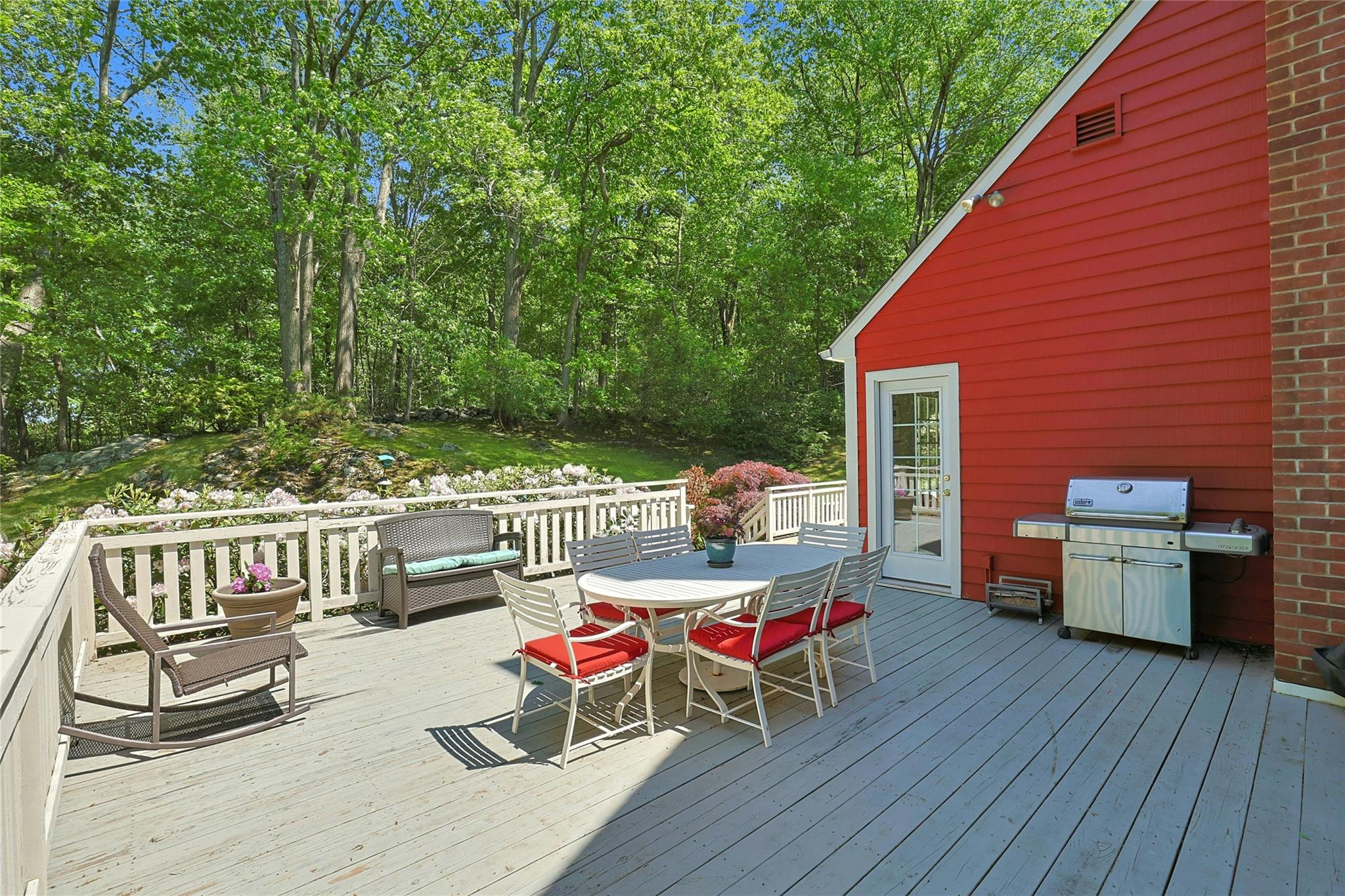 24 Glen Terrace, Chappaqua, New York image 34