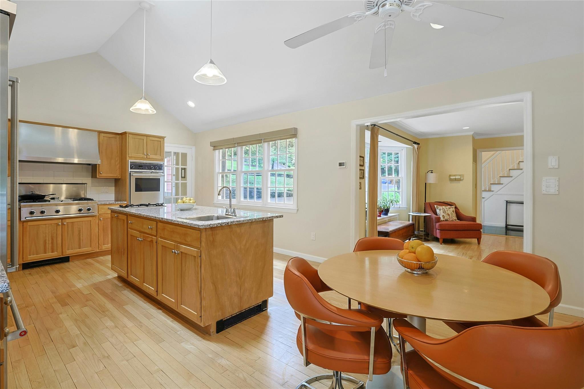 24 Glen Terrace, Chappaqua, New York image 19