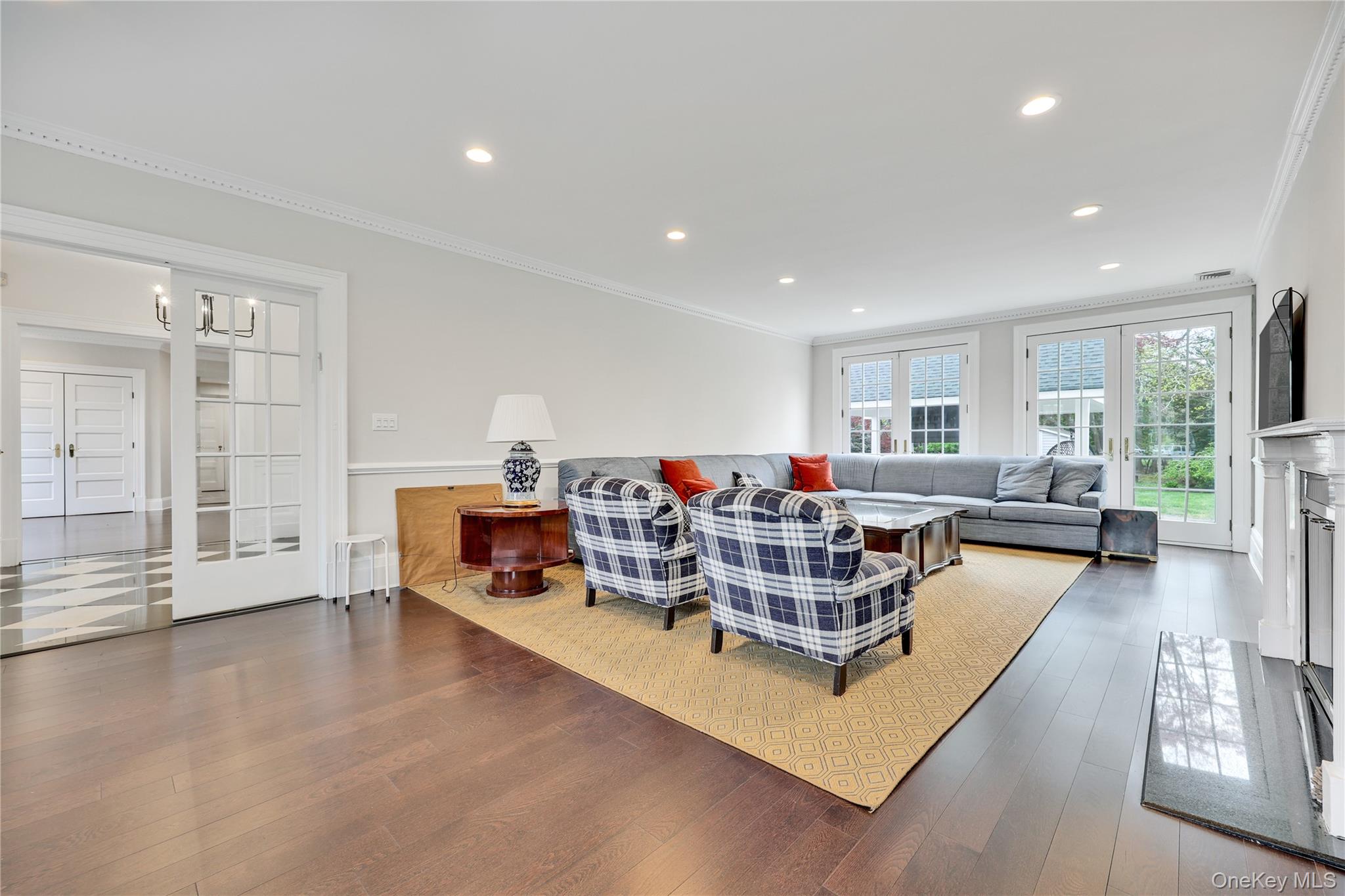 105 Everit Avenue