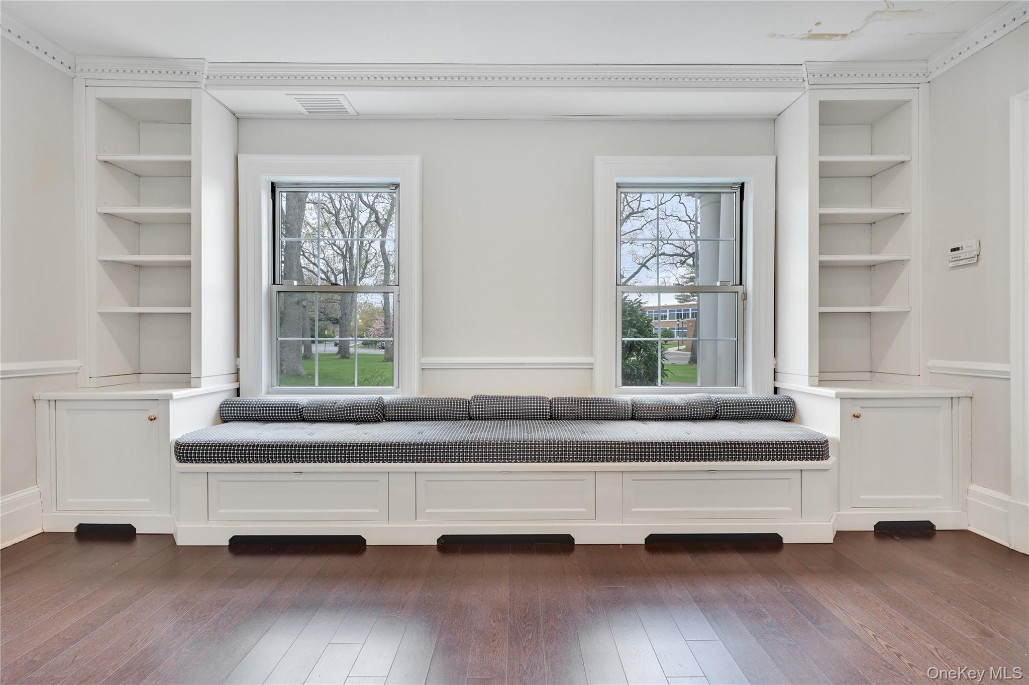 105 Everit Avenue