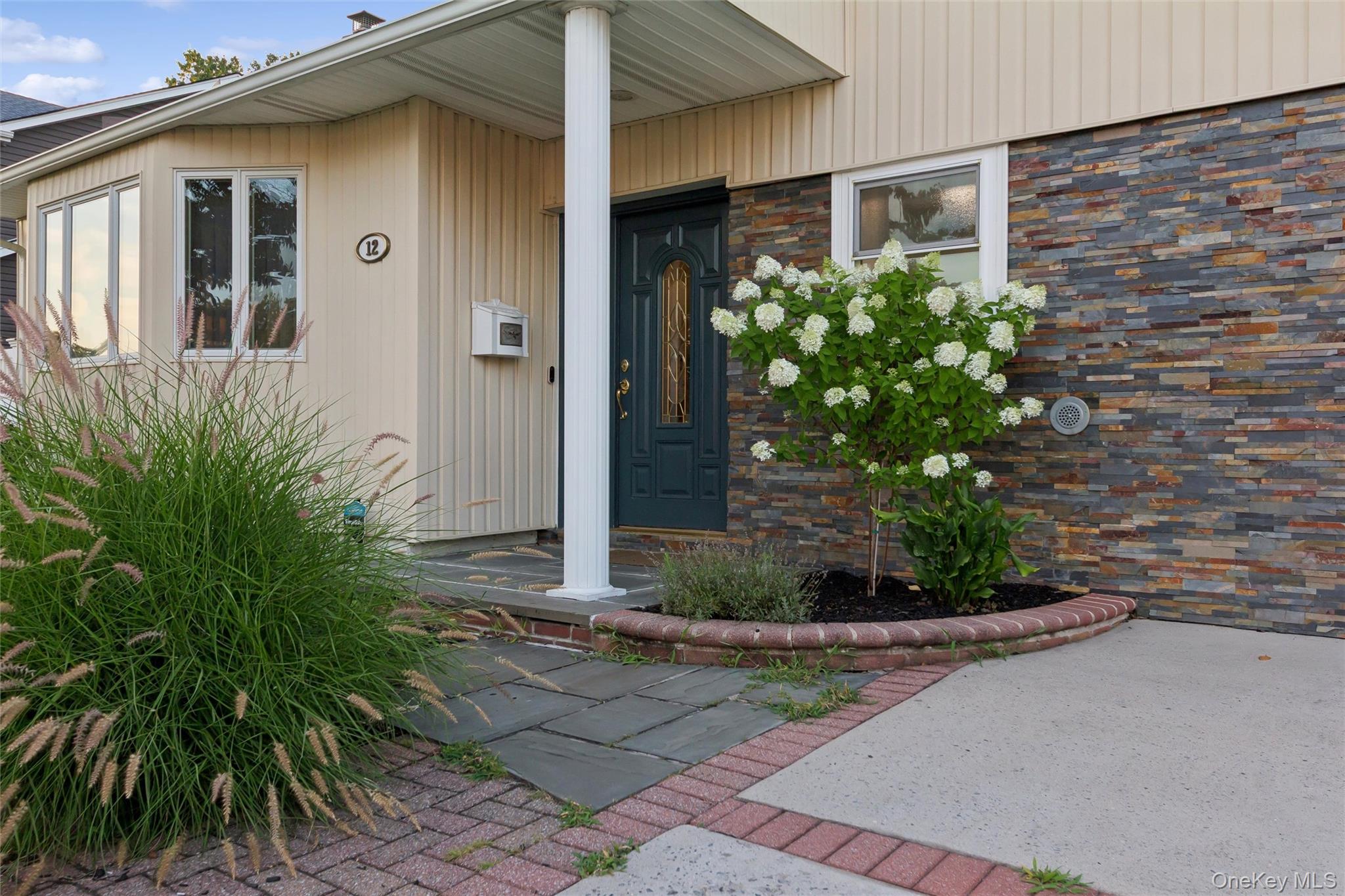 12 Palo Alto Drive