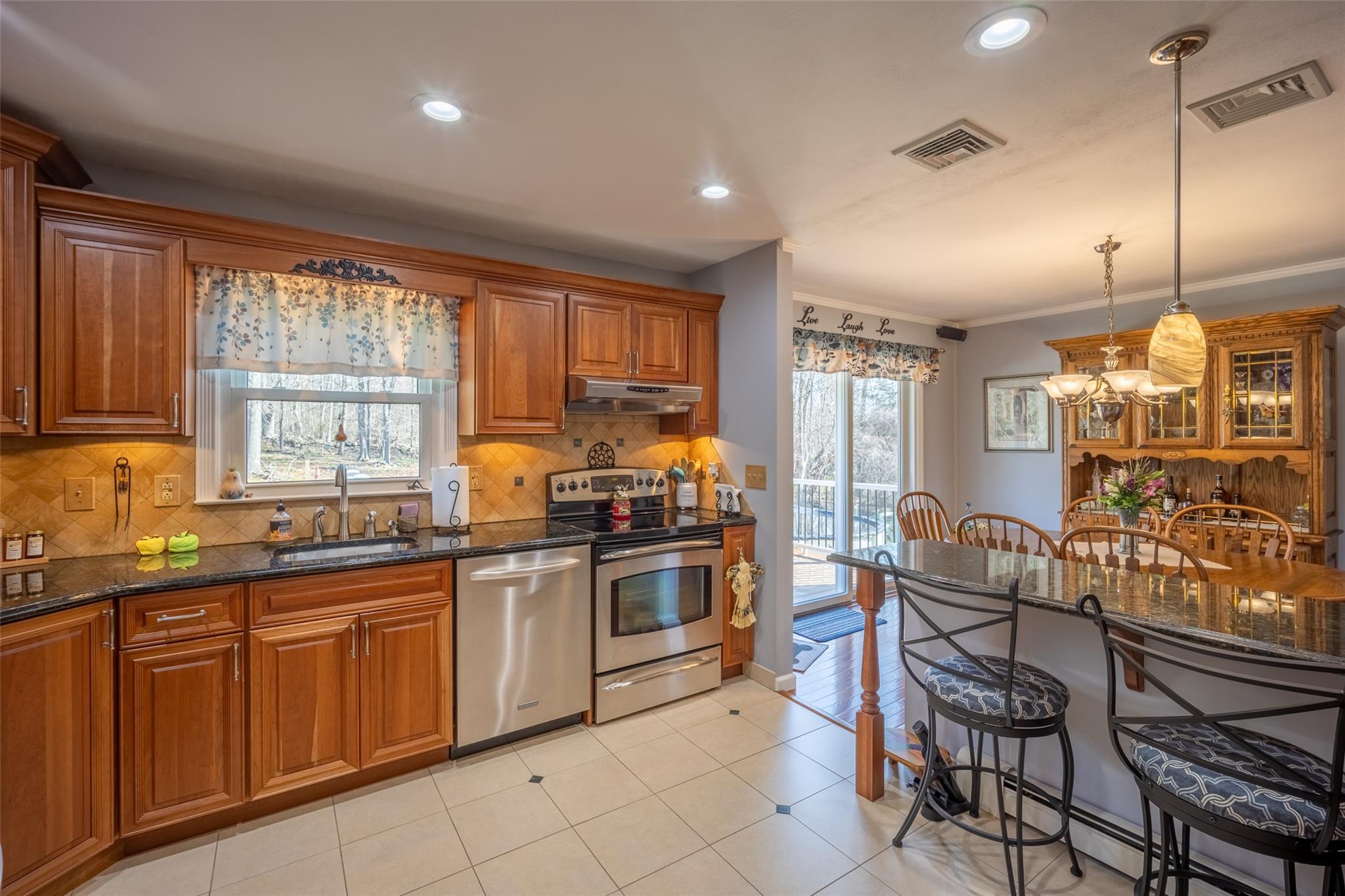 216 Hickory Hill Lane, Newburgh, New York image 14