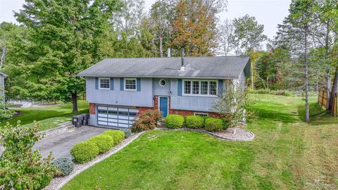 29 Cornfield Road Middletown NY 10940