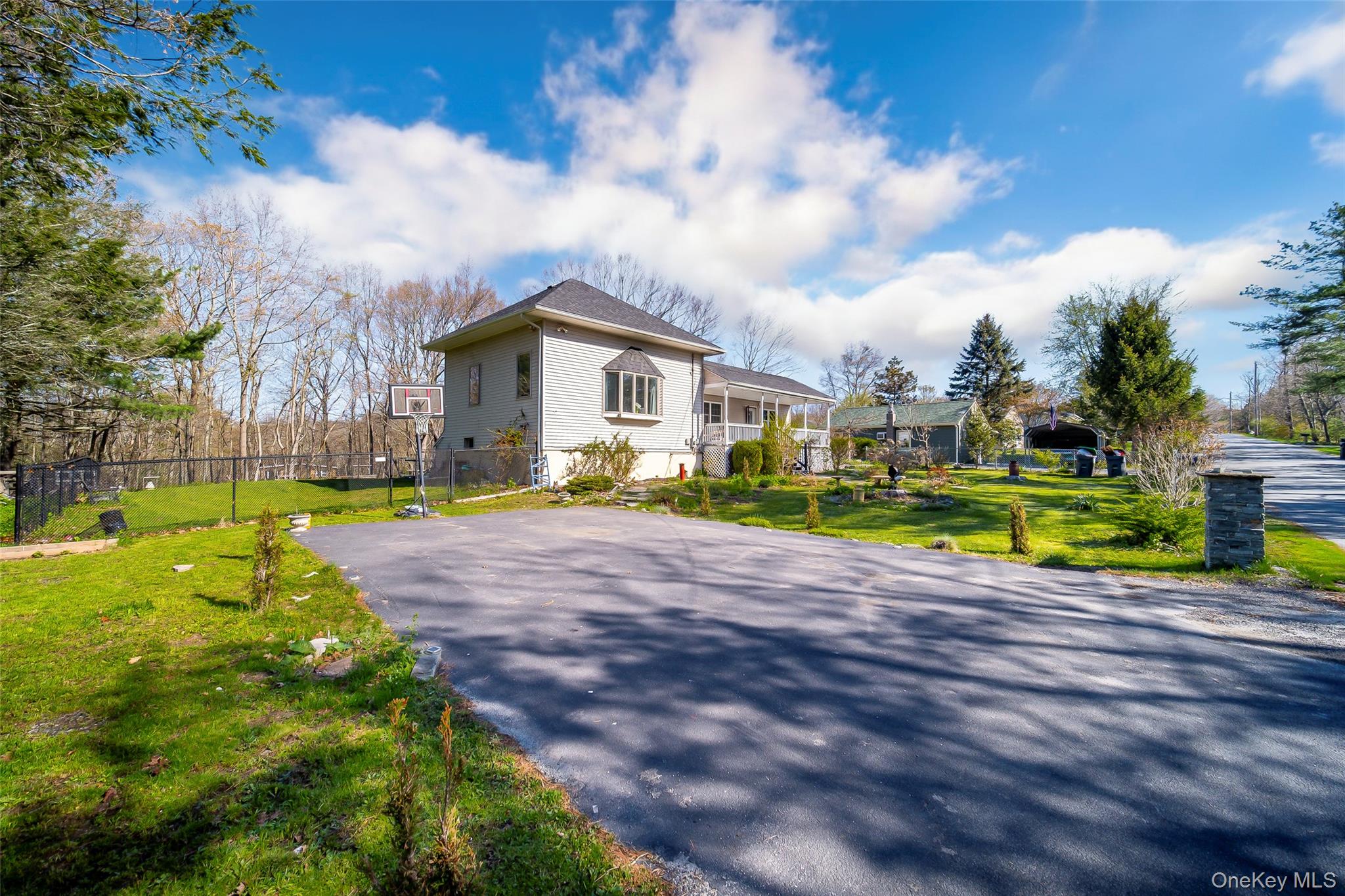 23 Raymond Drive