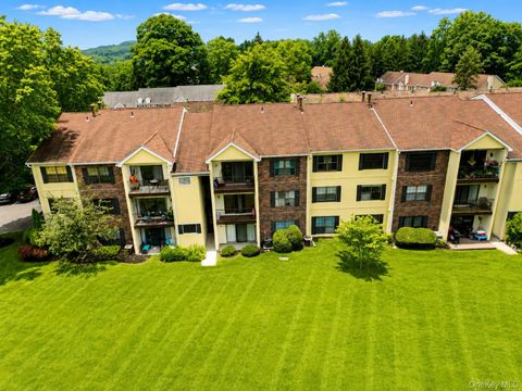 Condo For Sale - 10 Edinburgh Drive #10<br/> Peekskill, NY 10566