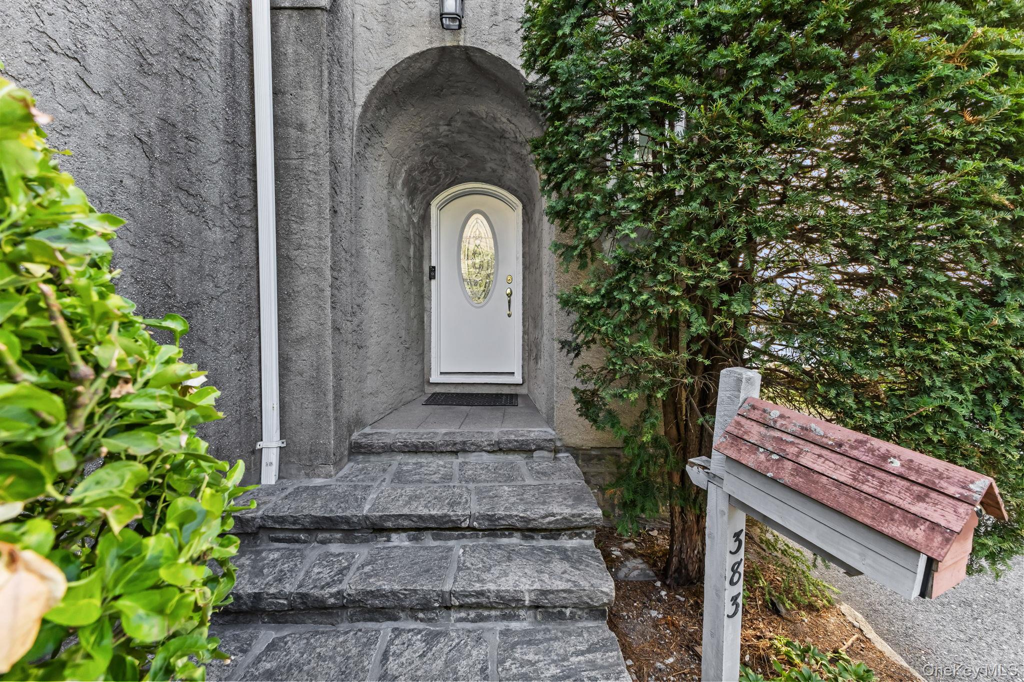 383 Saint Johns Avenue