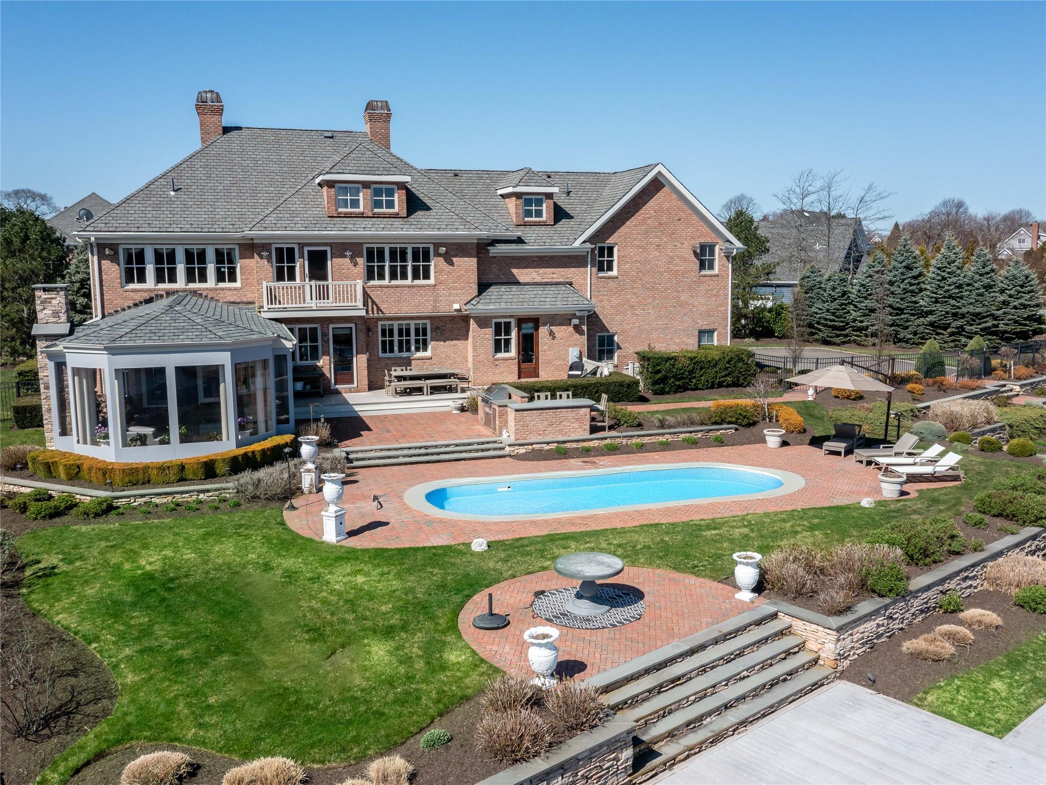 27 True Harbour Way, West Islip, New York image 5