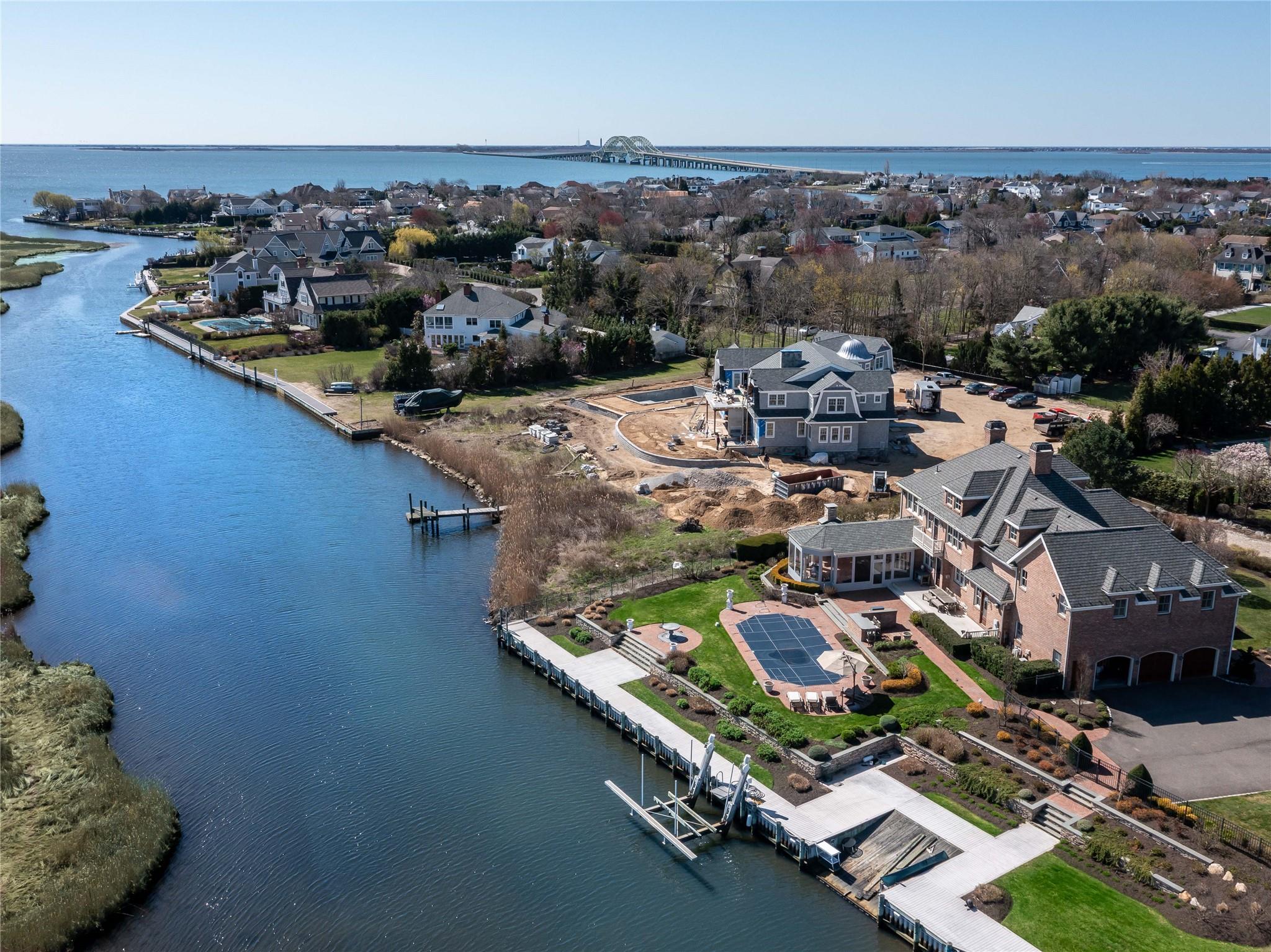 27 True Harbour Way, West Islip, New York image 33