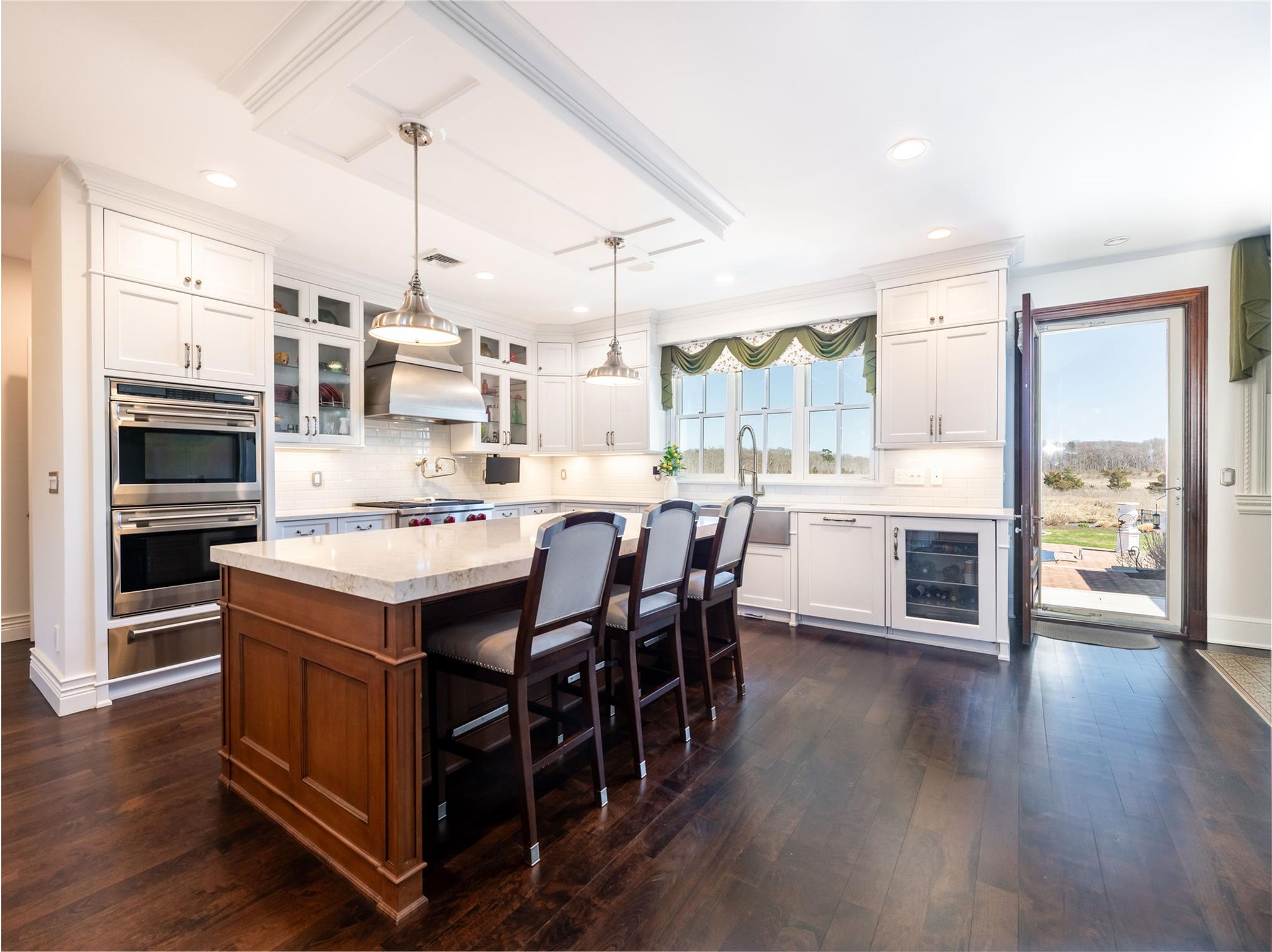 27 True Harbour Way, West Islip, New York image 17