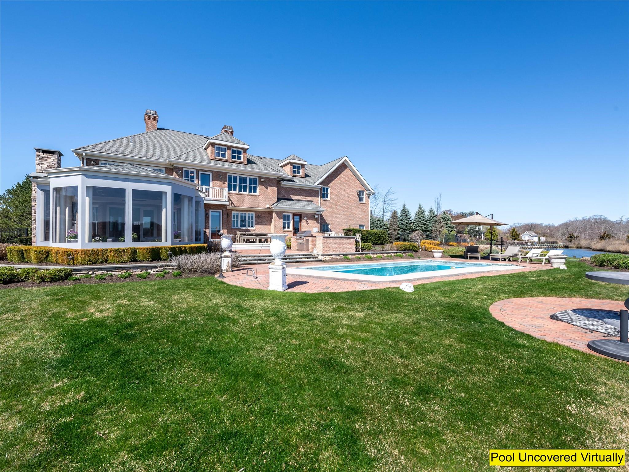 27 True Harbour Way, West Islip, New York image 29