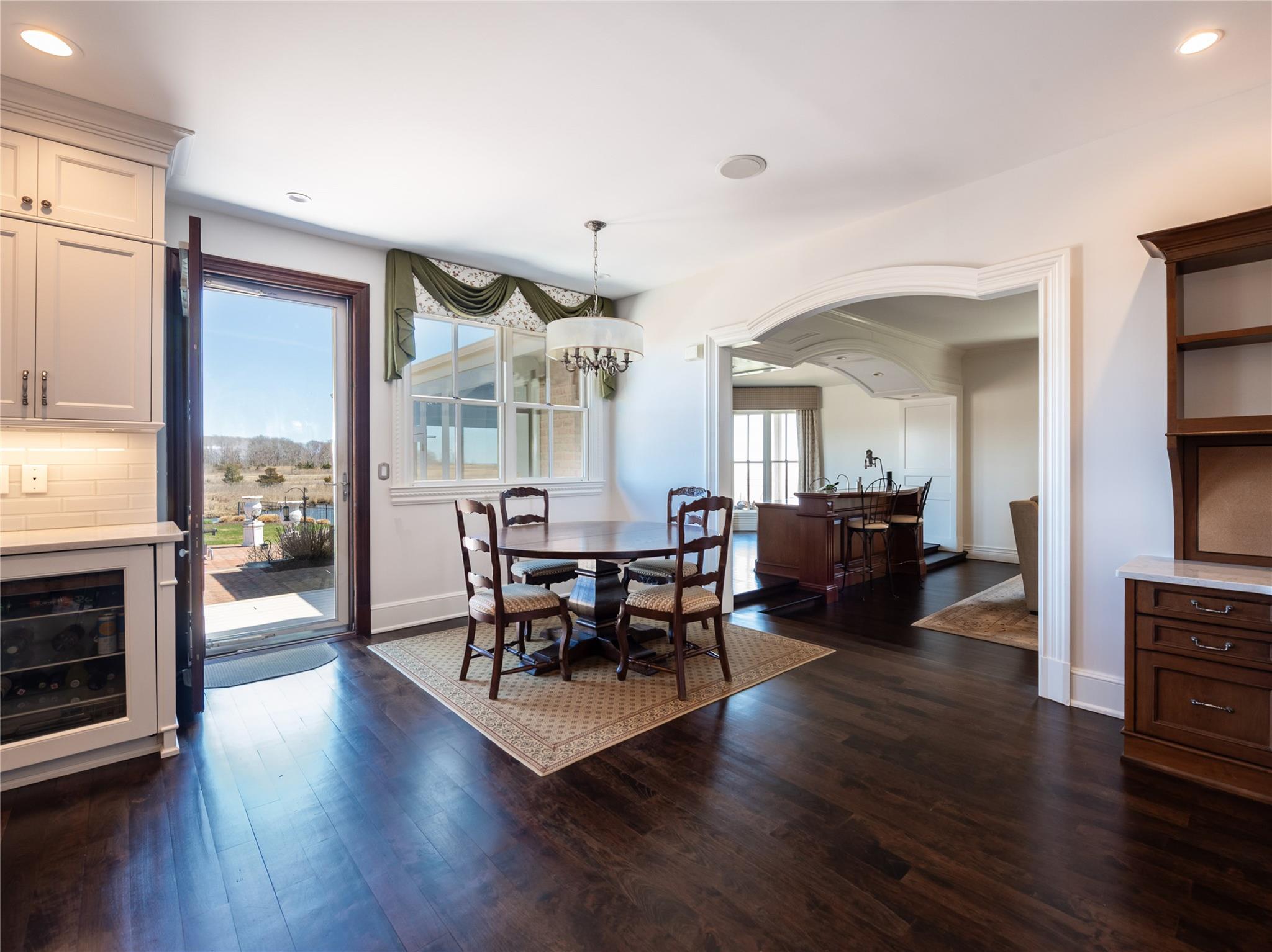 27 True Harbour Way, West Islip, New York image 18
