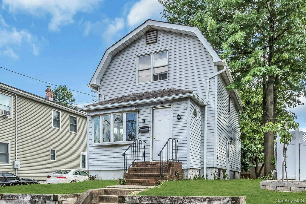 Photo of 78 McKee Street, Floral Park, NY 11001 (MLS # 1011970)