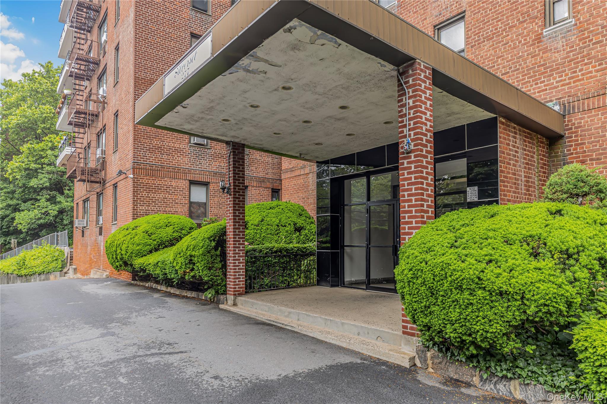 277 Bronx River Road 2A