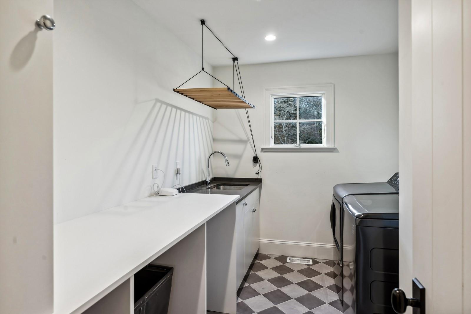 6 Hollise Court, Centerport, New York image 25