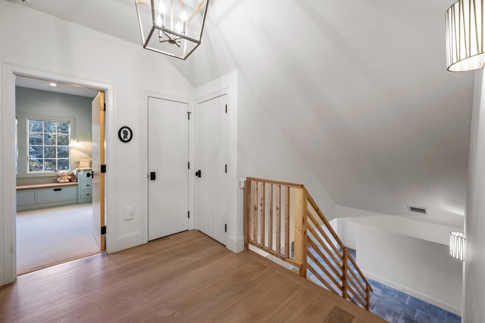 6 Hollise Court, Centerport, New York image 32
