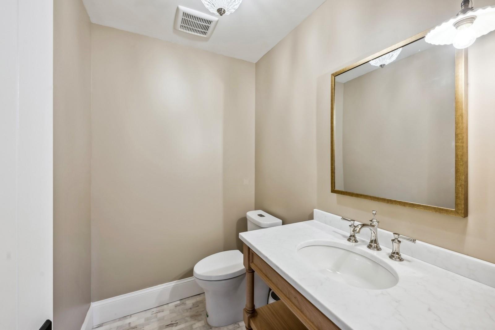 6 Hollise Court, Centerport, New York image 23