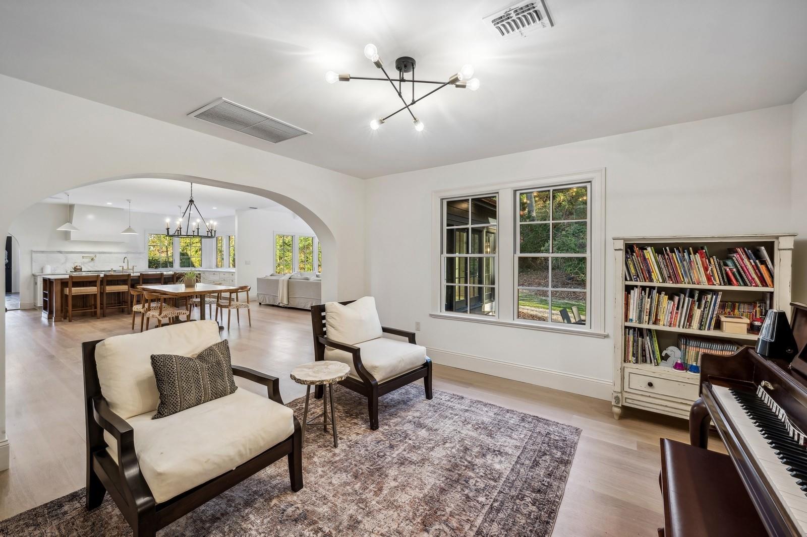 6 Hollise Court, Centerport, New York image 21