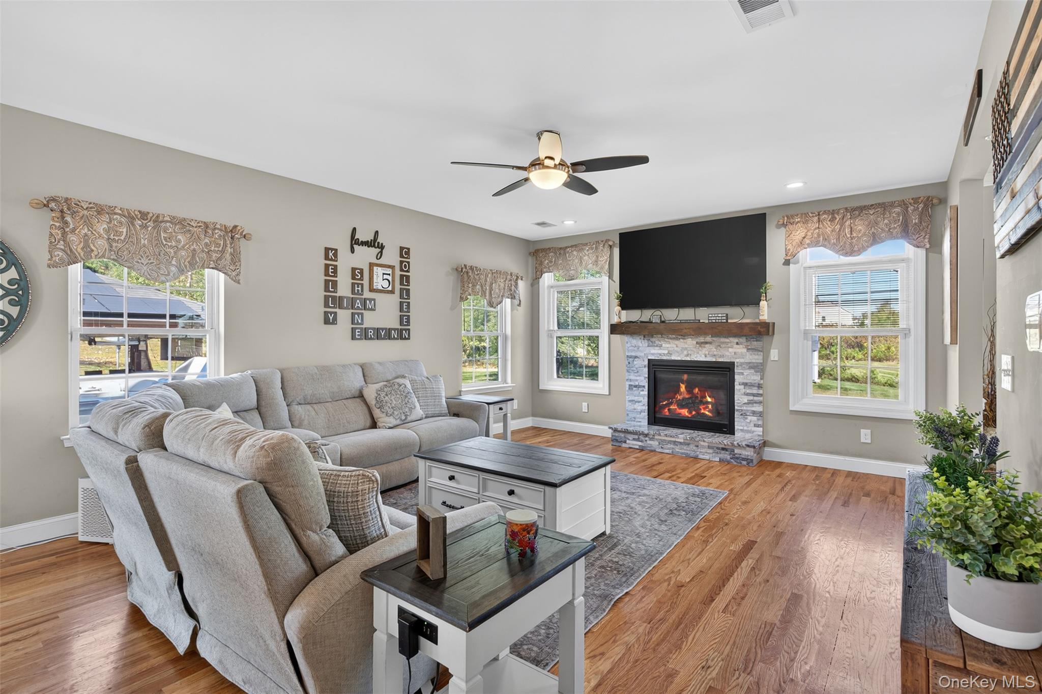 2 Harcourt Cosman Drive