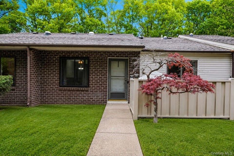 Condo For Sale - 938 Skyline Drive<br/> Coram, NY 11727