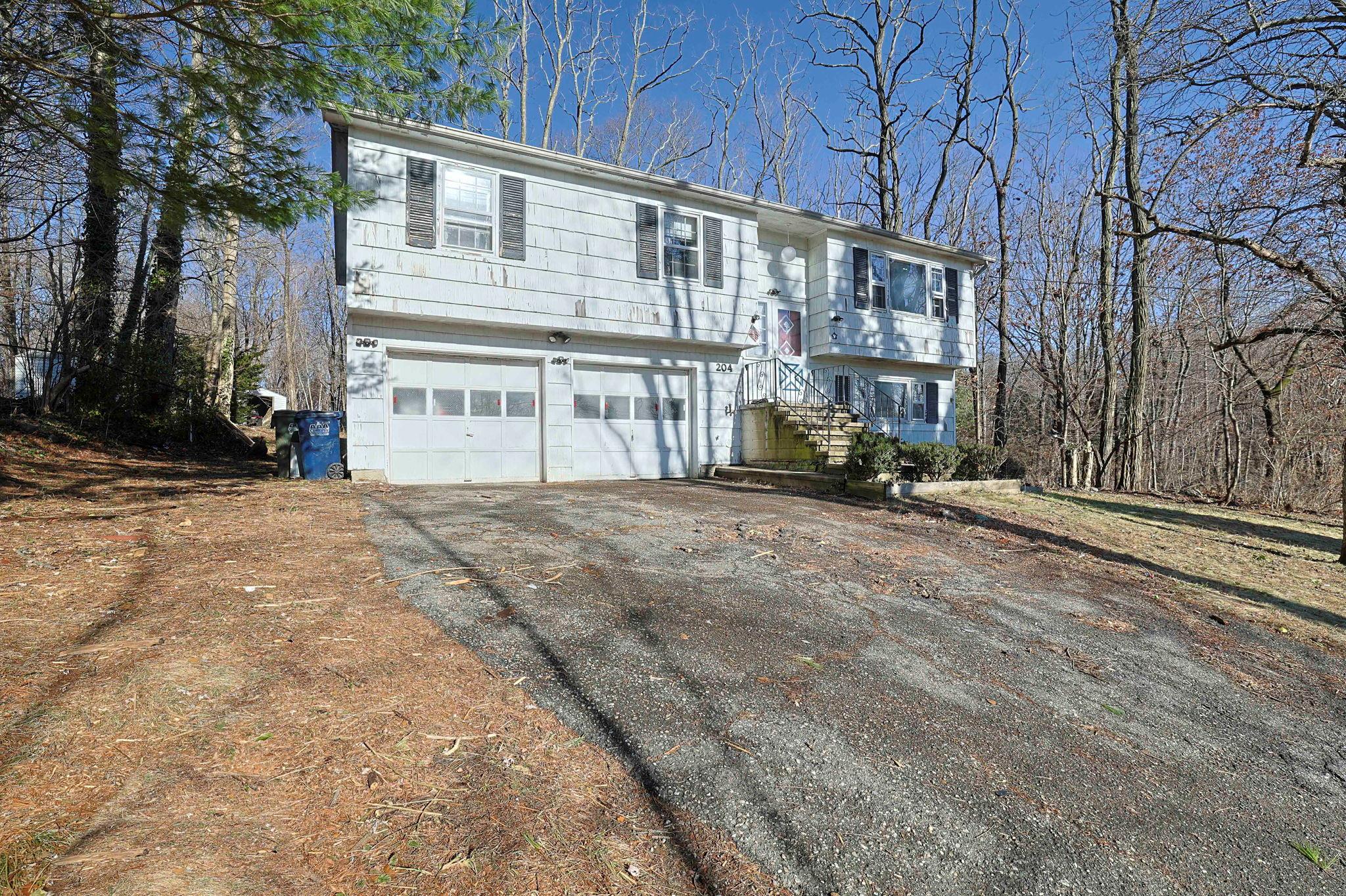 204 Dahlia Drive, Mahopac, New York image 1