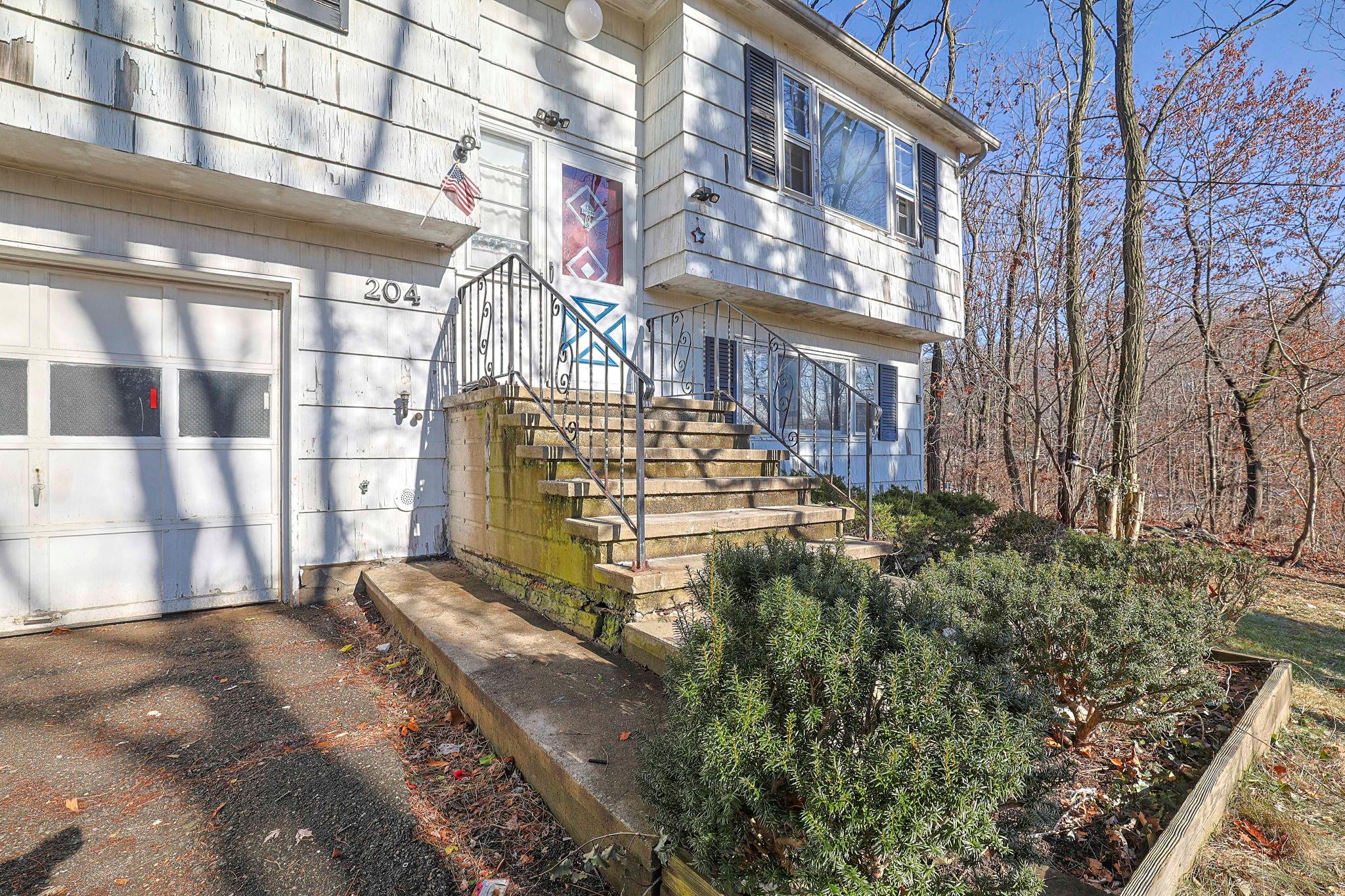 204 Dahlia Drive, Mahopac, New York image 18