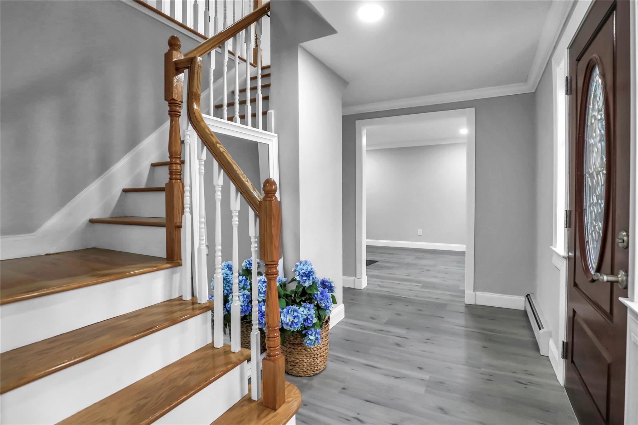 18 Mapleshade Lane, Stony Brook, New York image 3
