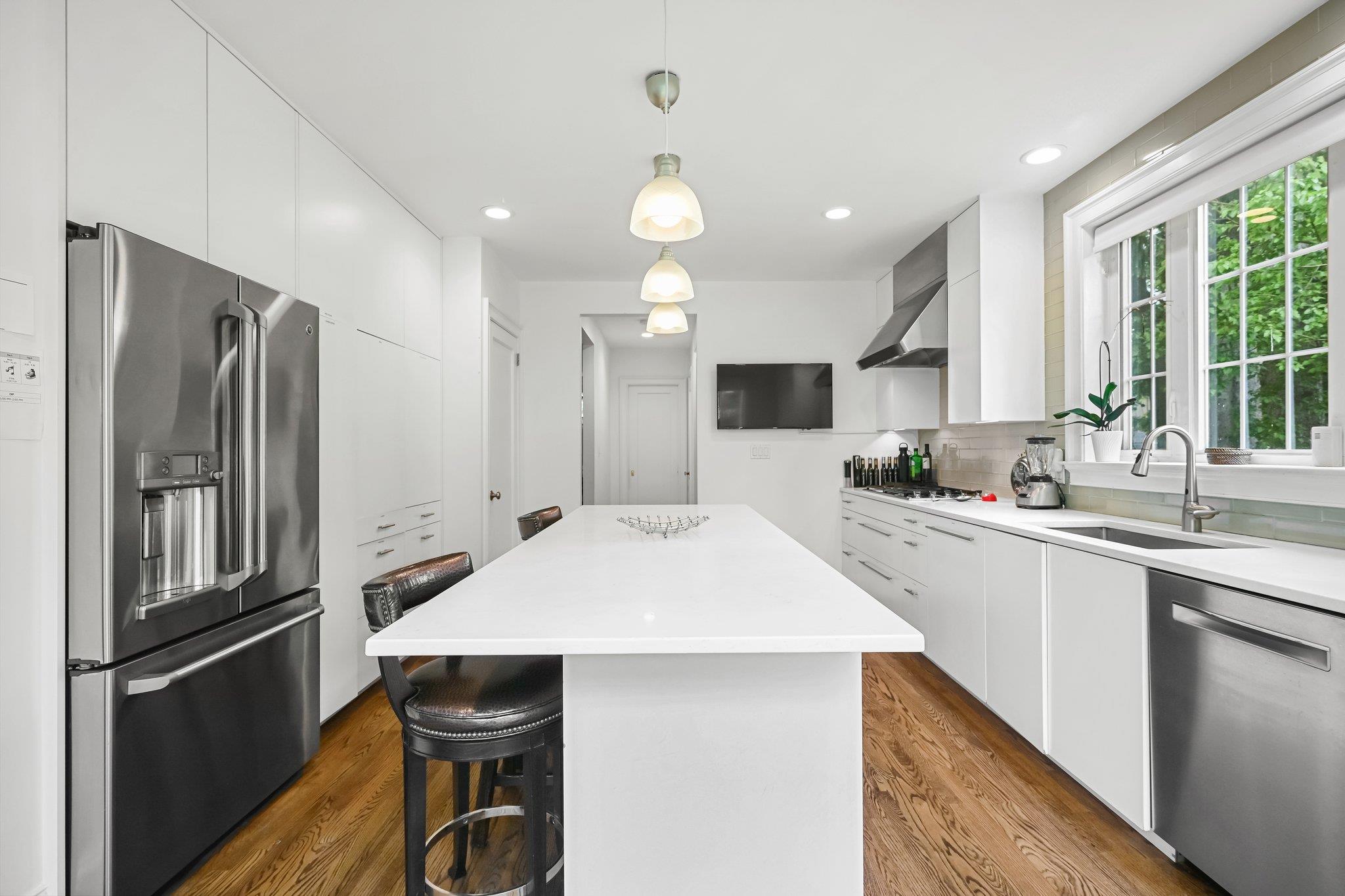 104 Edgewood Avenue, Larchmont, New York image 11