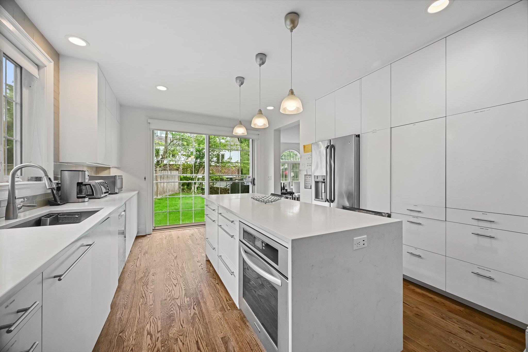 104 Edgewood Avenue, Larchmont, New York image 14