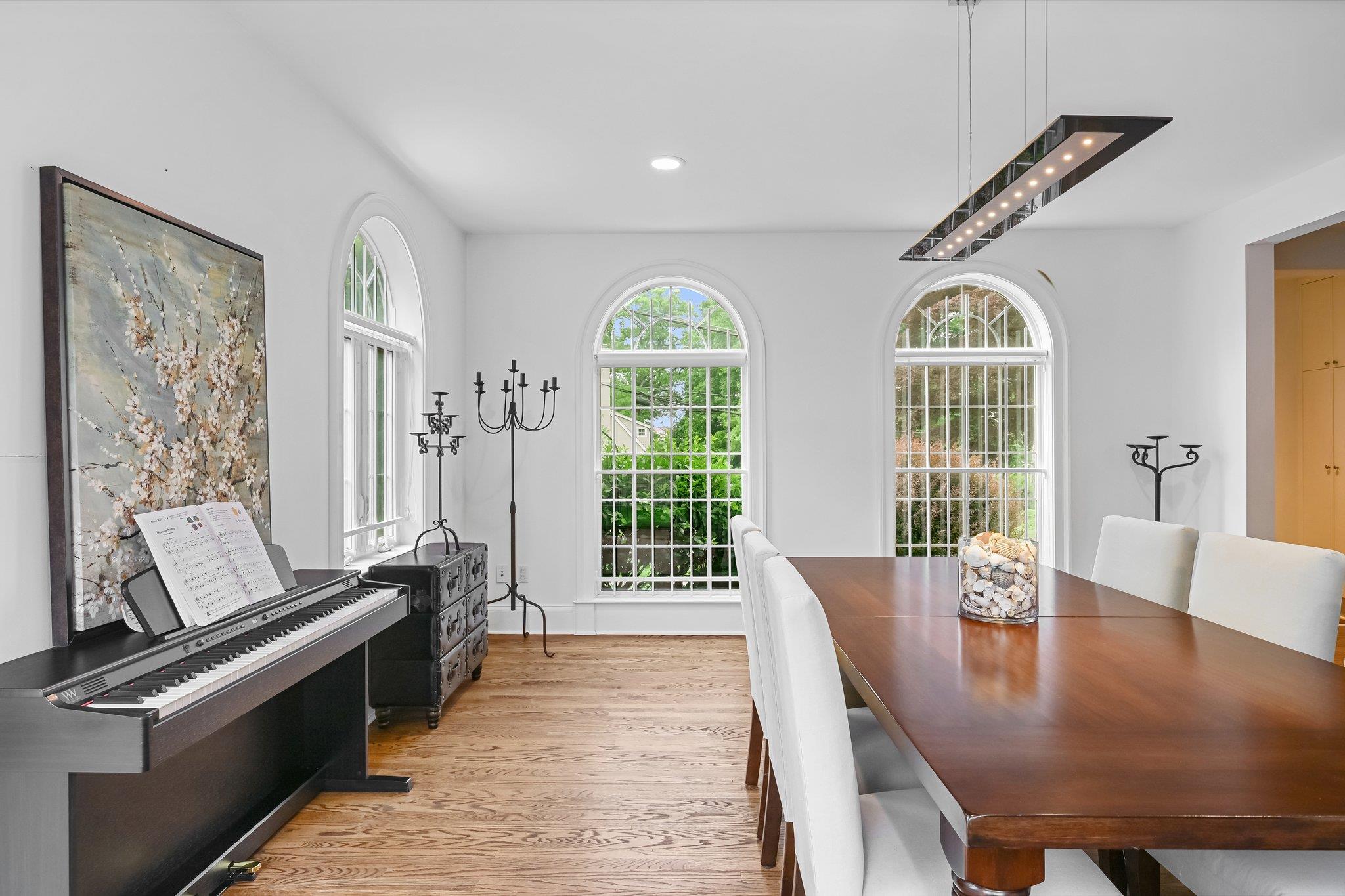 104 Edgewood Avenue, Larchmont, New York image 8