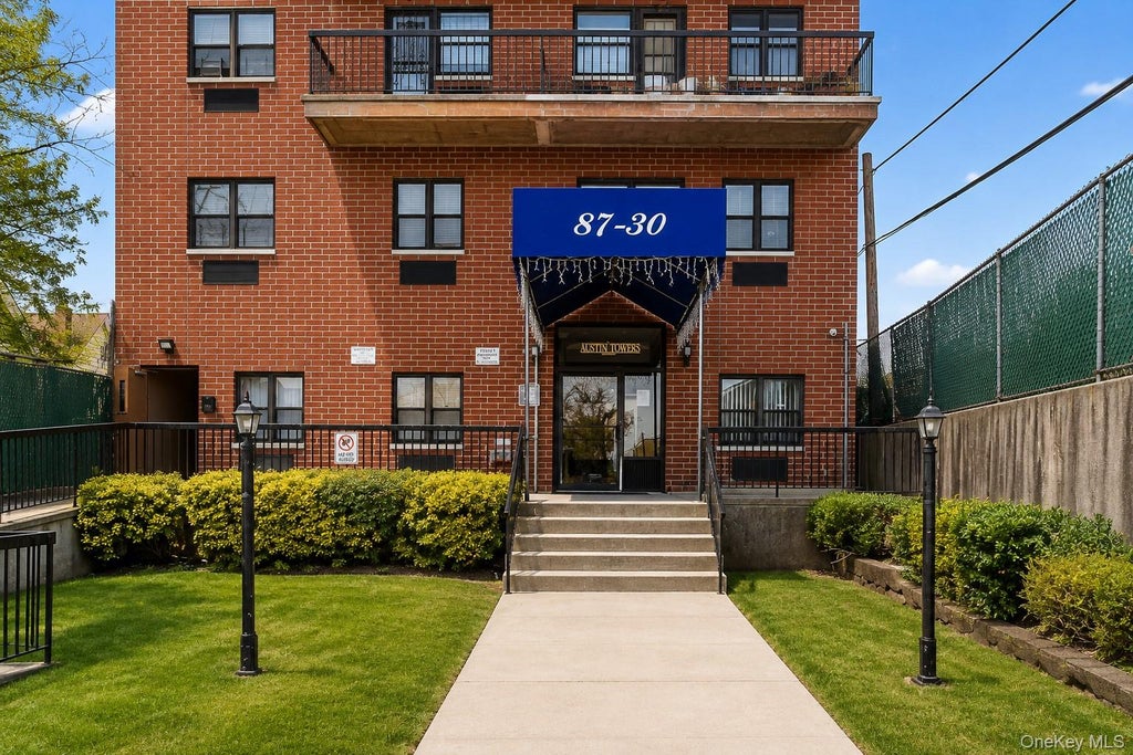 Photo of 87-30 62nd Avenue #4G, Rego Park, NY 11374 (MLS # 1036390)