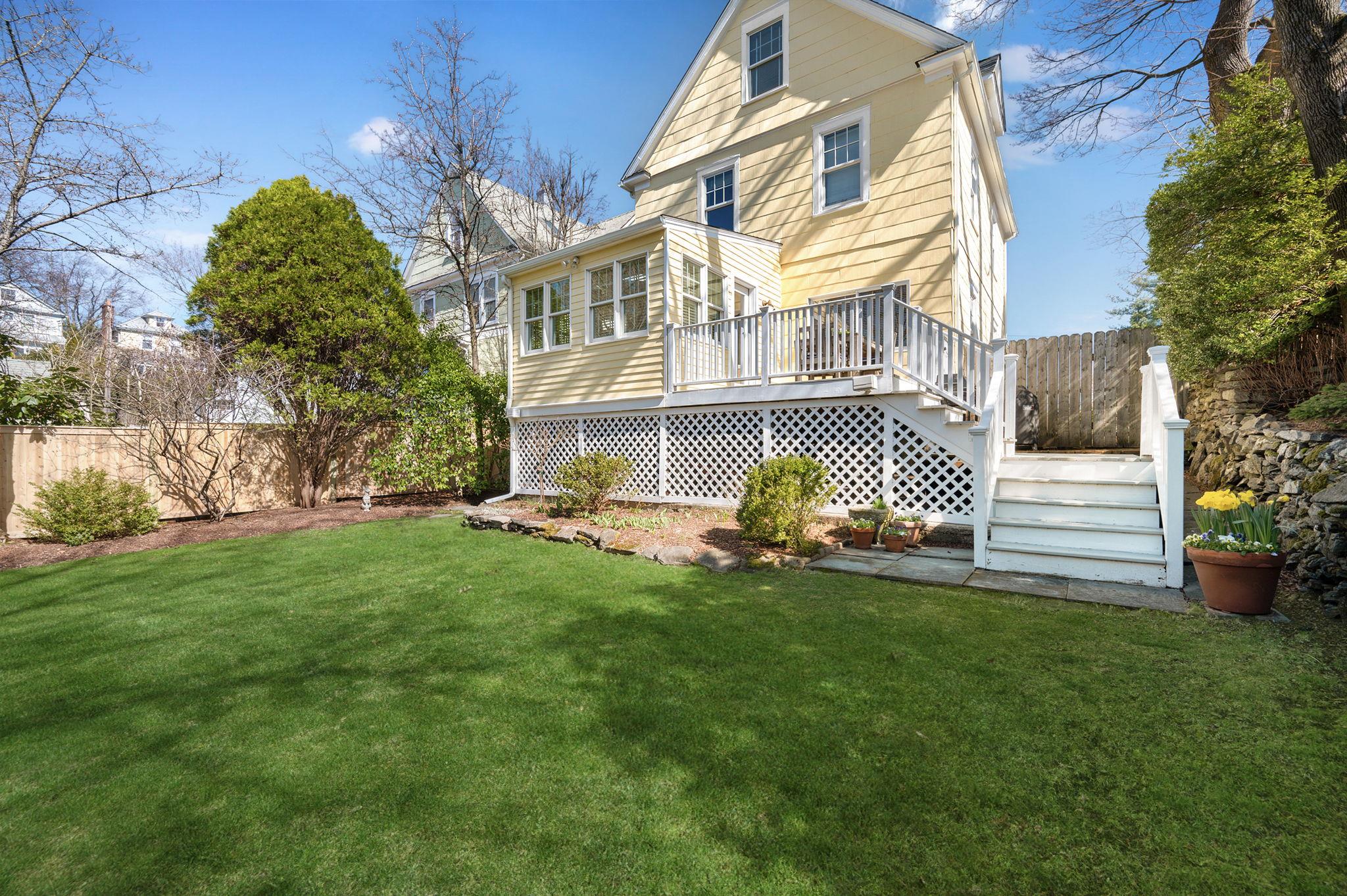 16 Winthrop Avenue, Larchmont, New York image 23