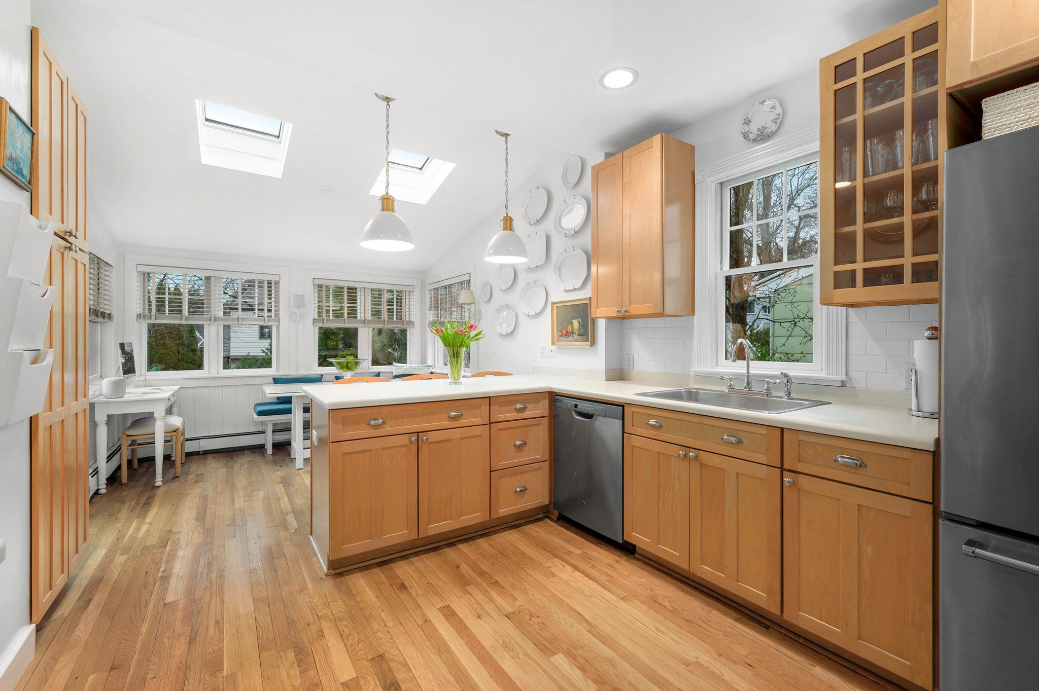16 Winthrop Avenue, Larchmont, New York image 12