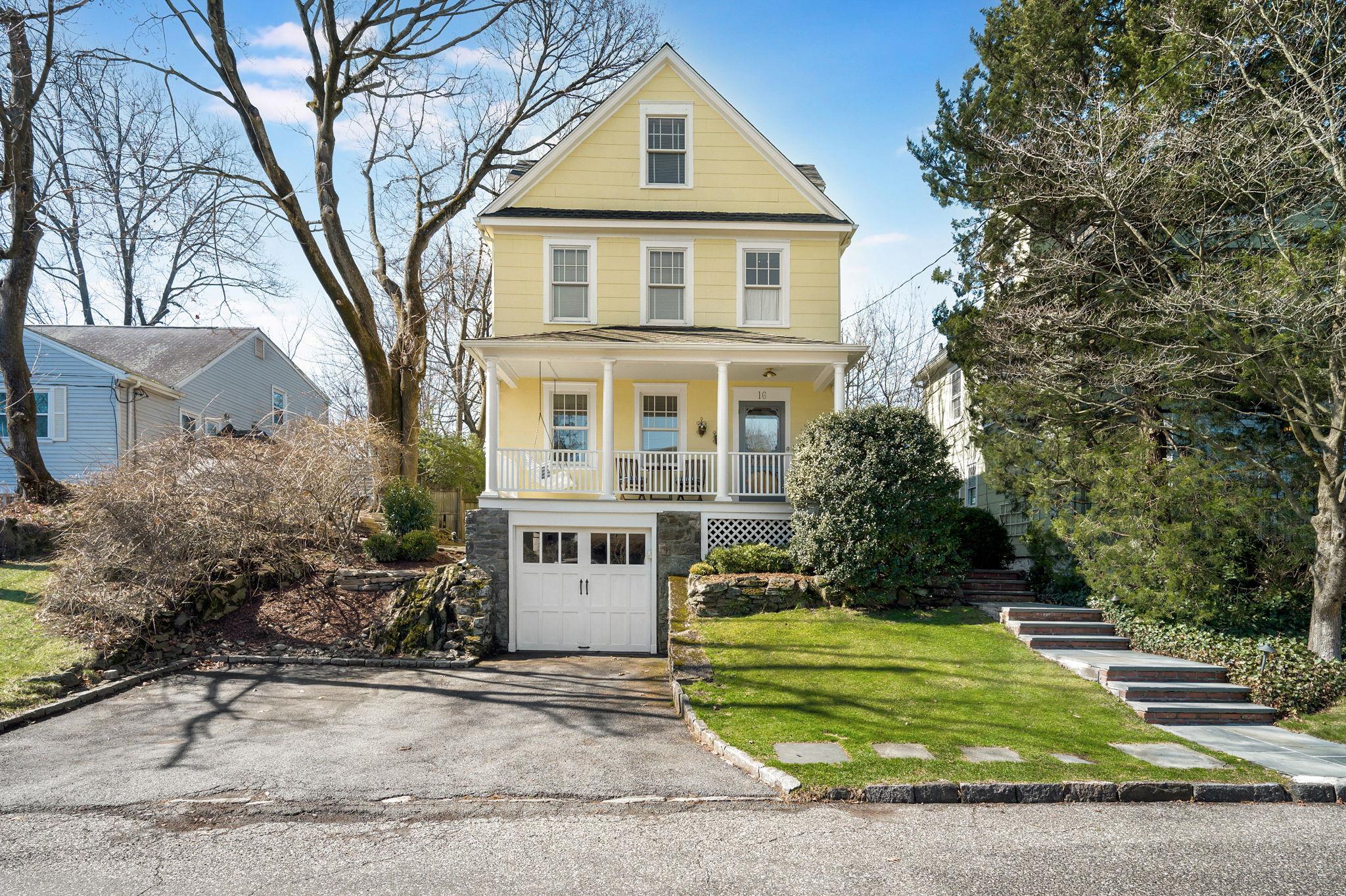 16 Winthrop Avenue, Larchmont, New York image 1