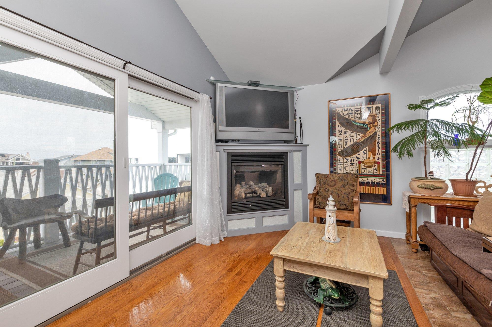 42 N Pennsylvania Avenue, Long Beach, New York image 16