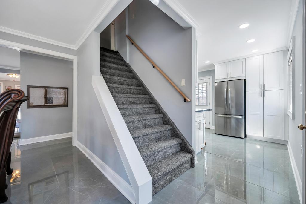 61 Maple Street, Islip, Florida image 16