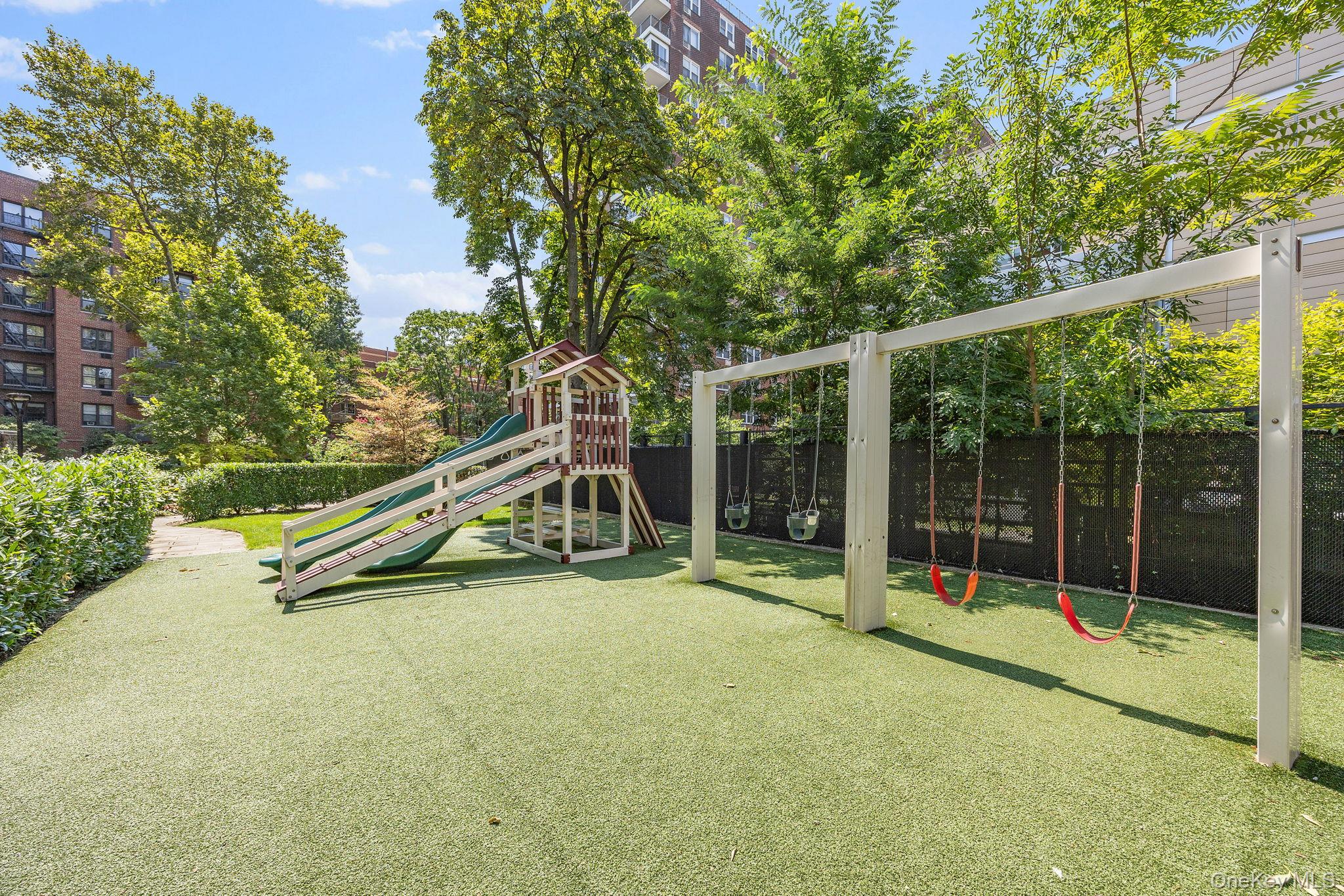 87-10 51st Ave Elmhurst, Avenue 3S