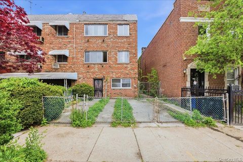 Multifamily For Sale - 1323 E 222nd Street<br/> Bronx, NY 10469