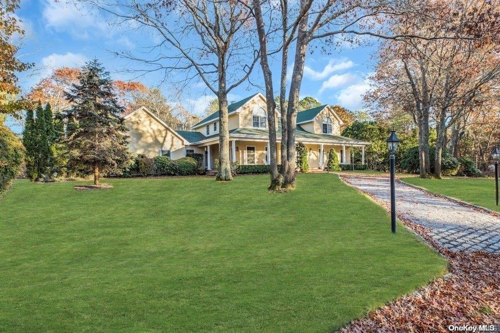 Cherry Blossom Lane, East Quogue, Hamptons, NY - 5 Bedrooms  
5.5 Bathrooms - 