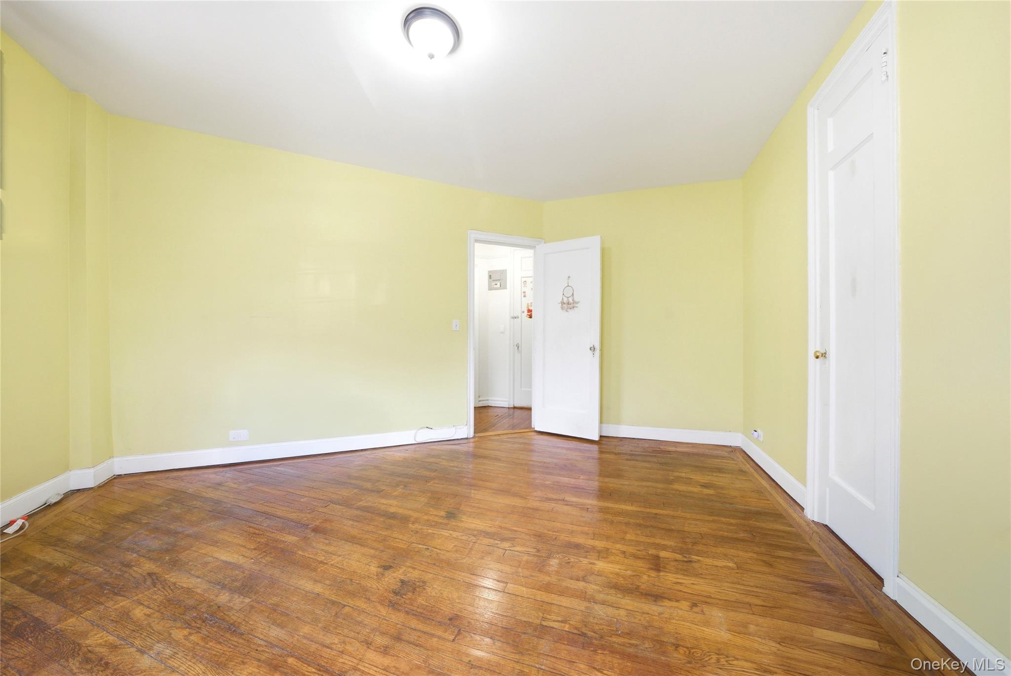 3390 Wayne Avenue B11