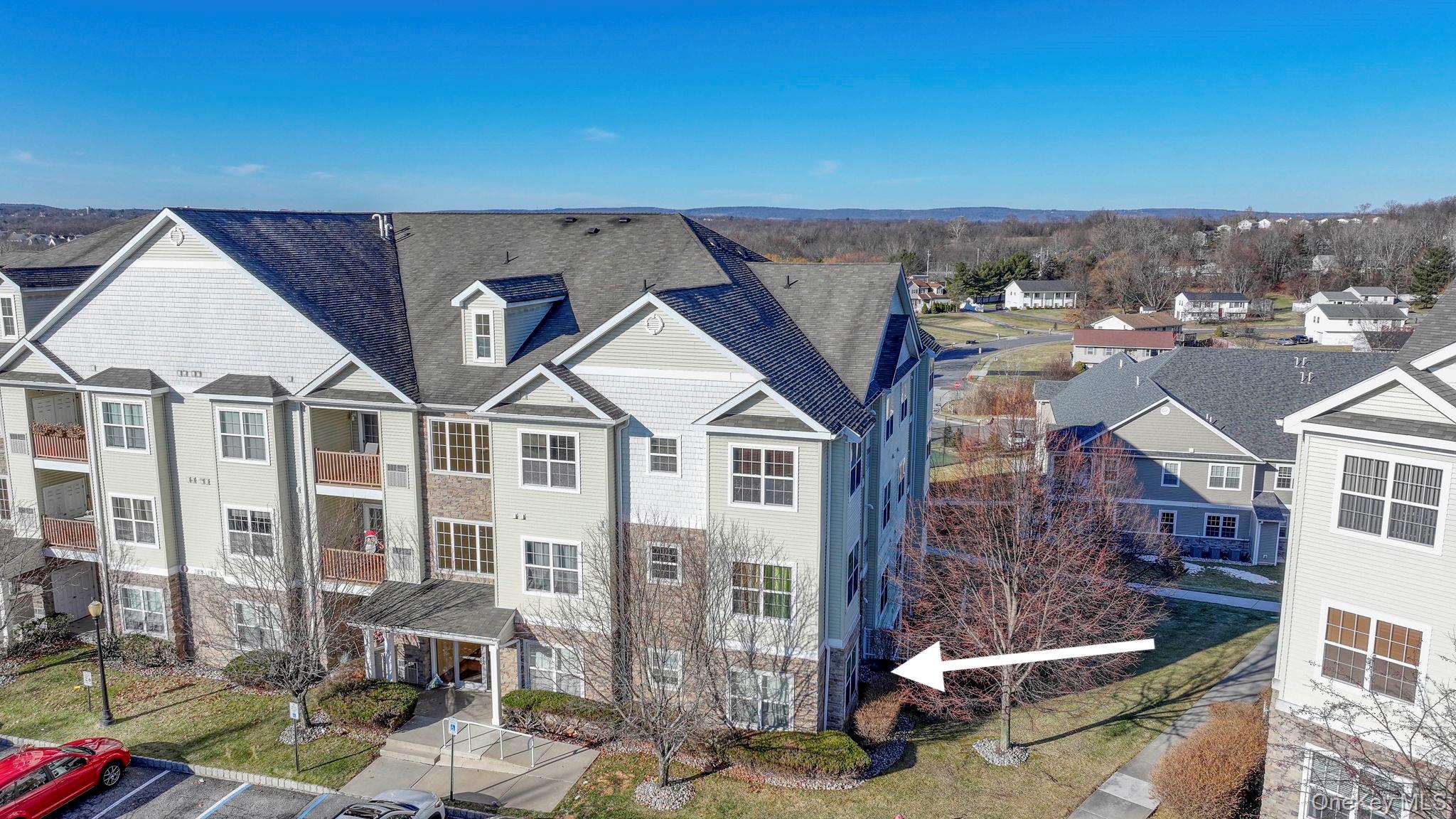 927 Tower Ridge Circle