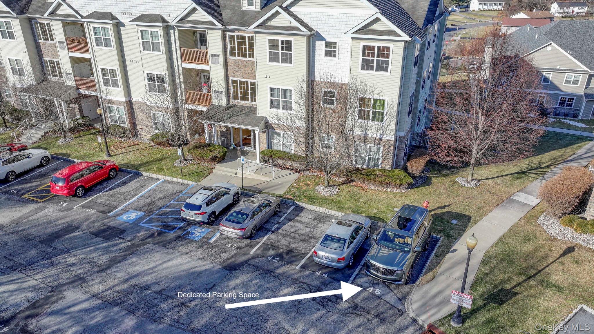 927 Tower Ridge Circle