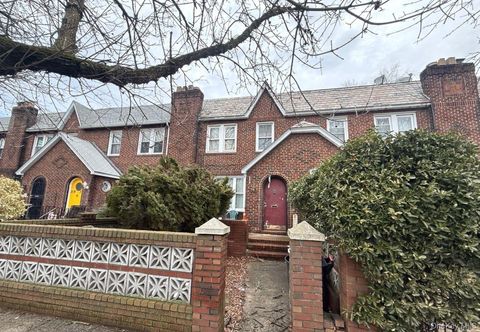 219-33 Edgewood Avenue Laurelton NY 11413