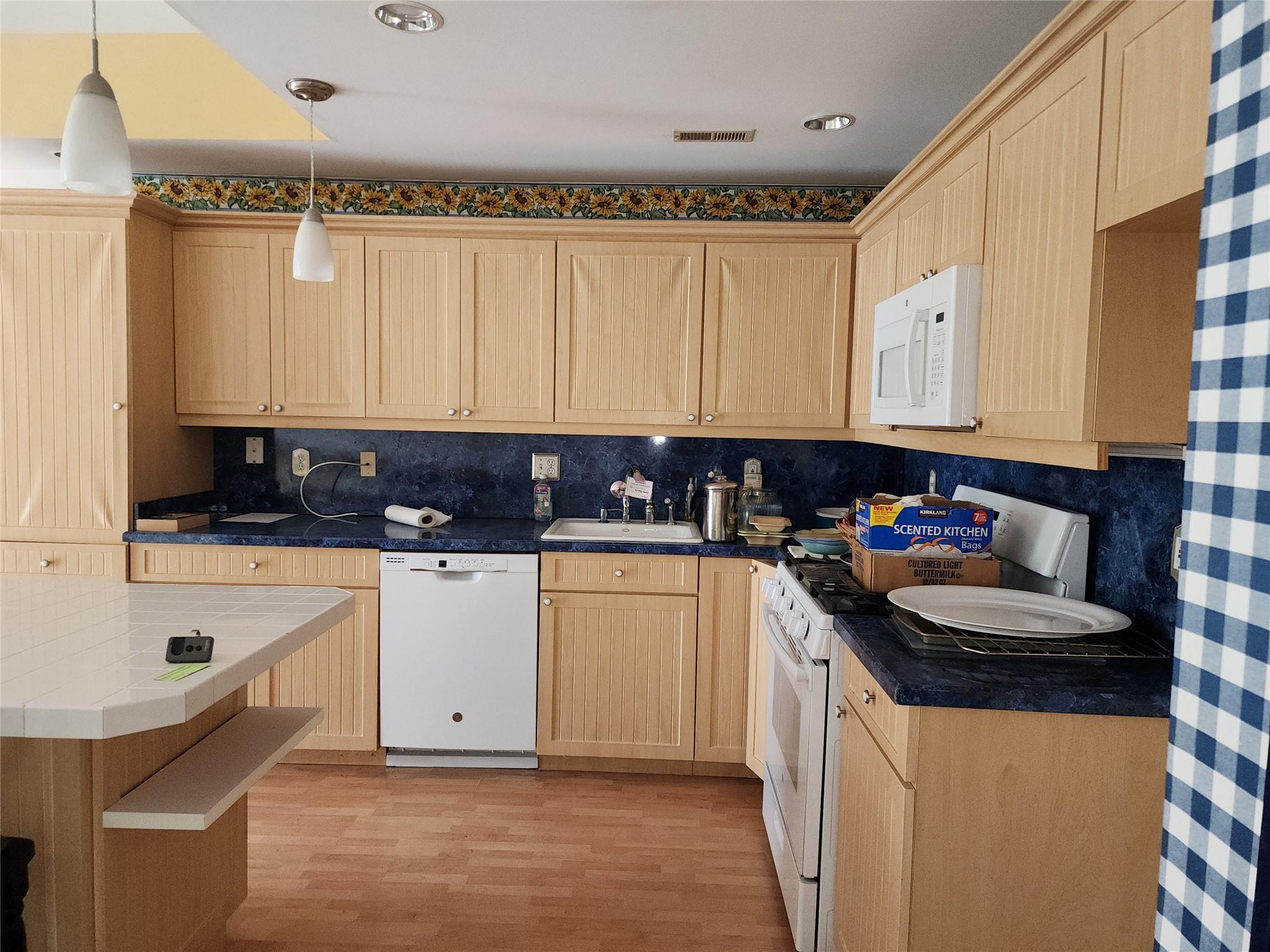 288 Ranch Circle, Manorville, New York image 8