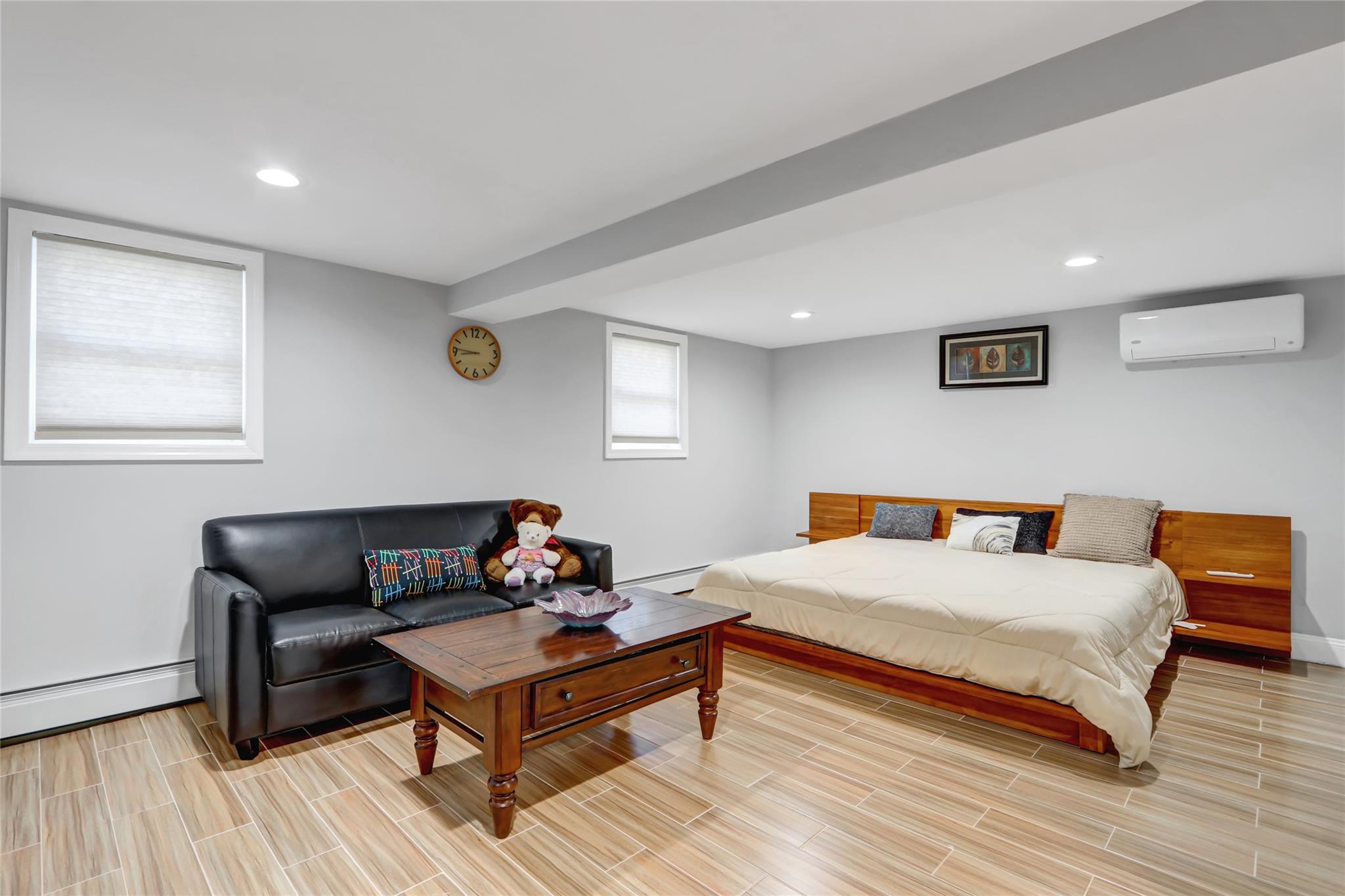 5 Bridle Path, Roslyn, New York image 21