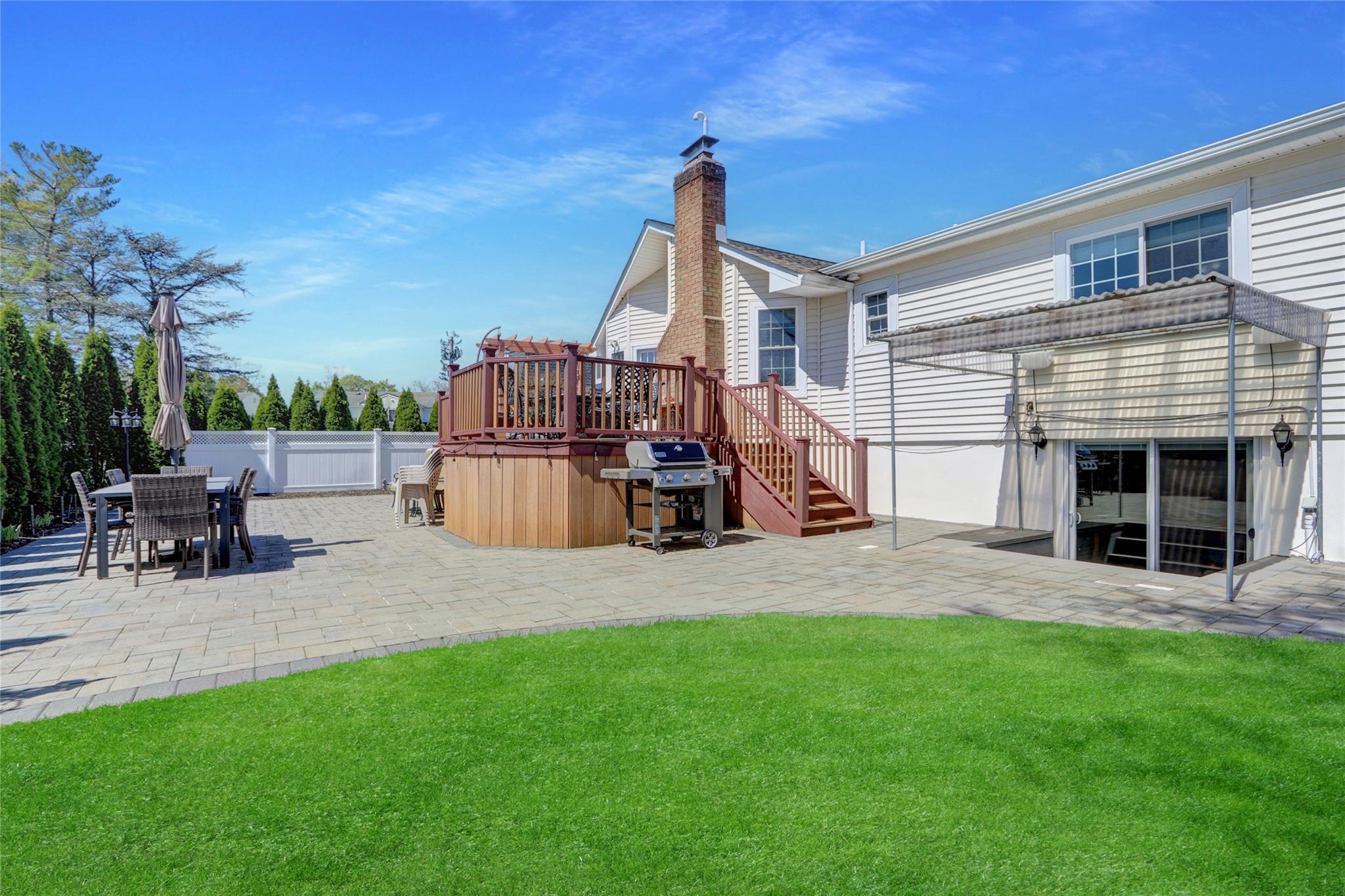 5 Bridle Path, Roslyn, New York image 30