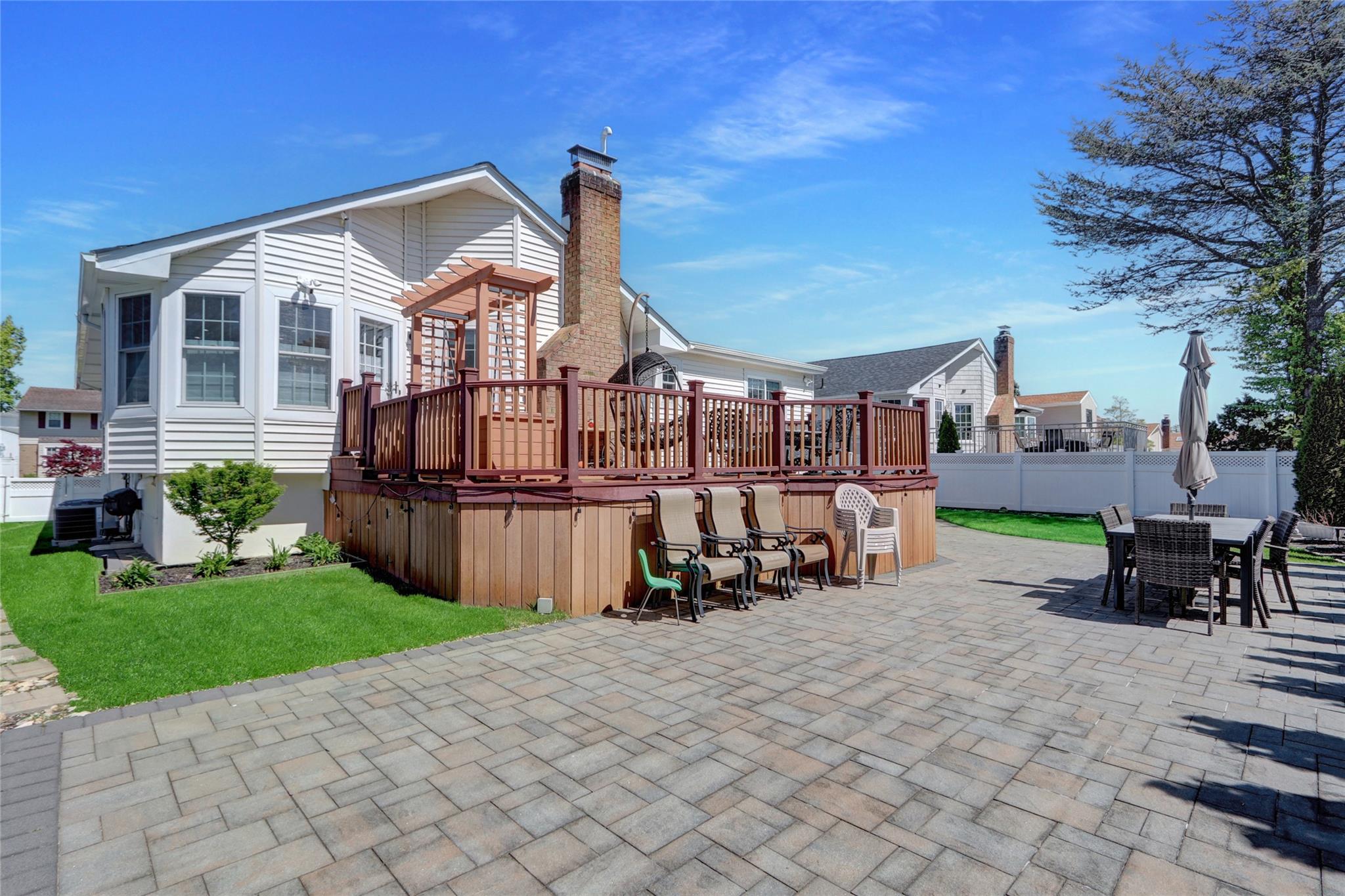5 Bridle Path, Roslyn, New York image 31