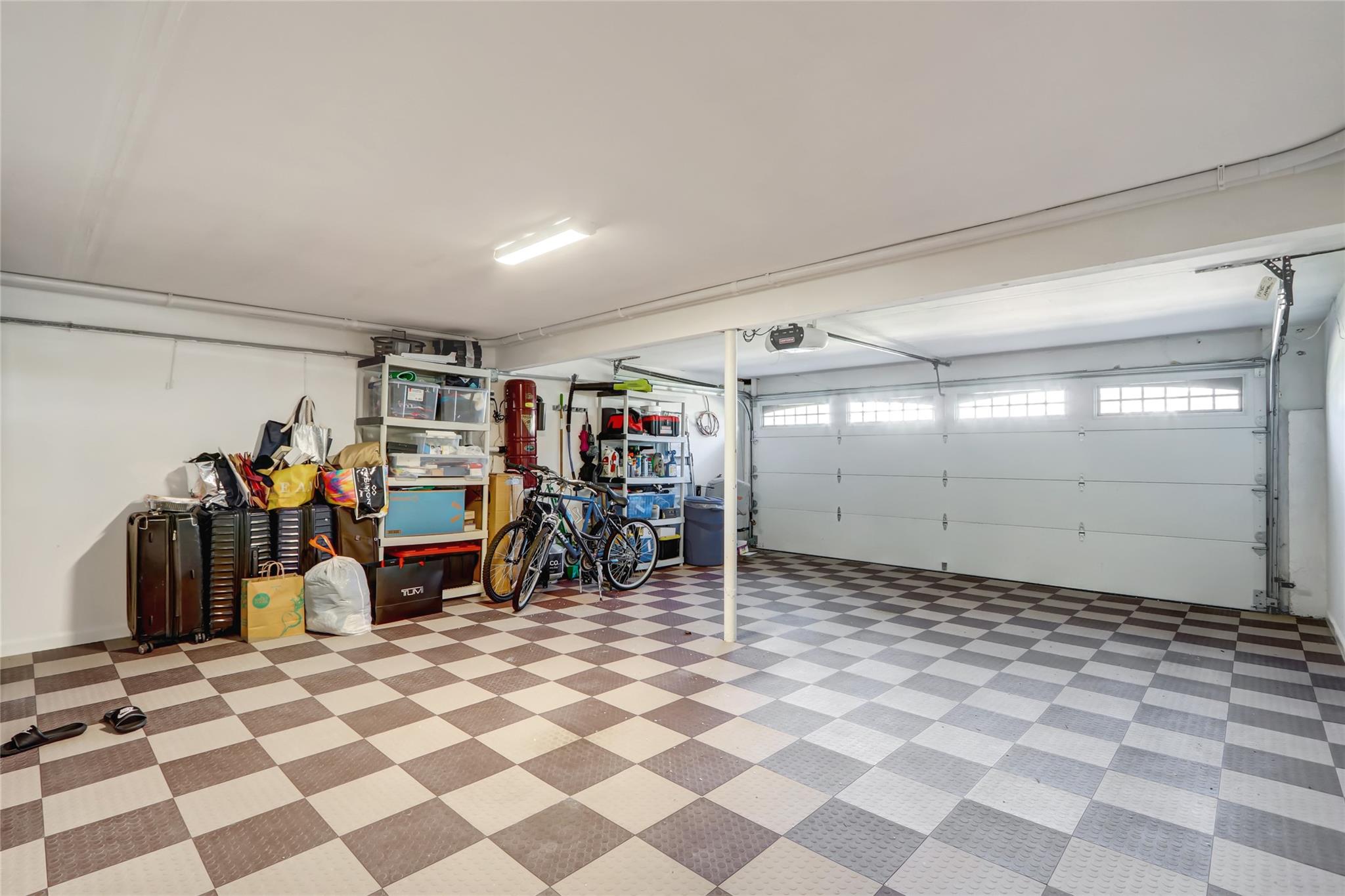 5 Bridle Path, Roslyn, New York image 27