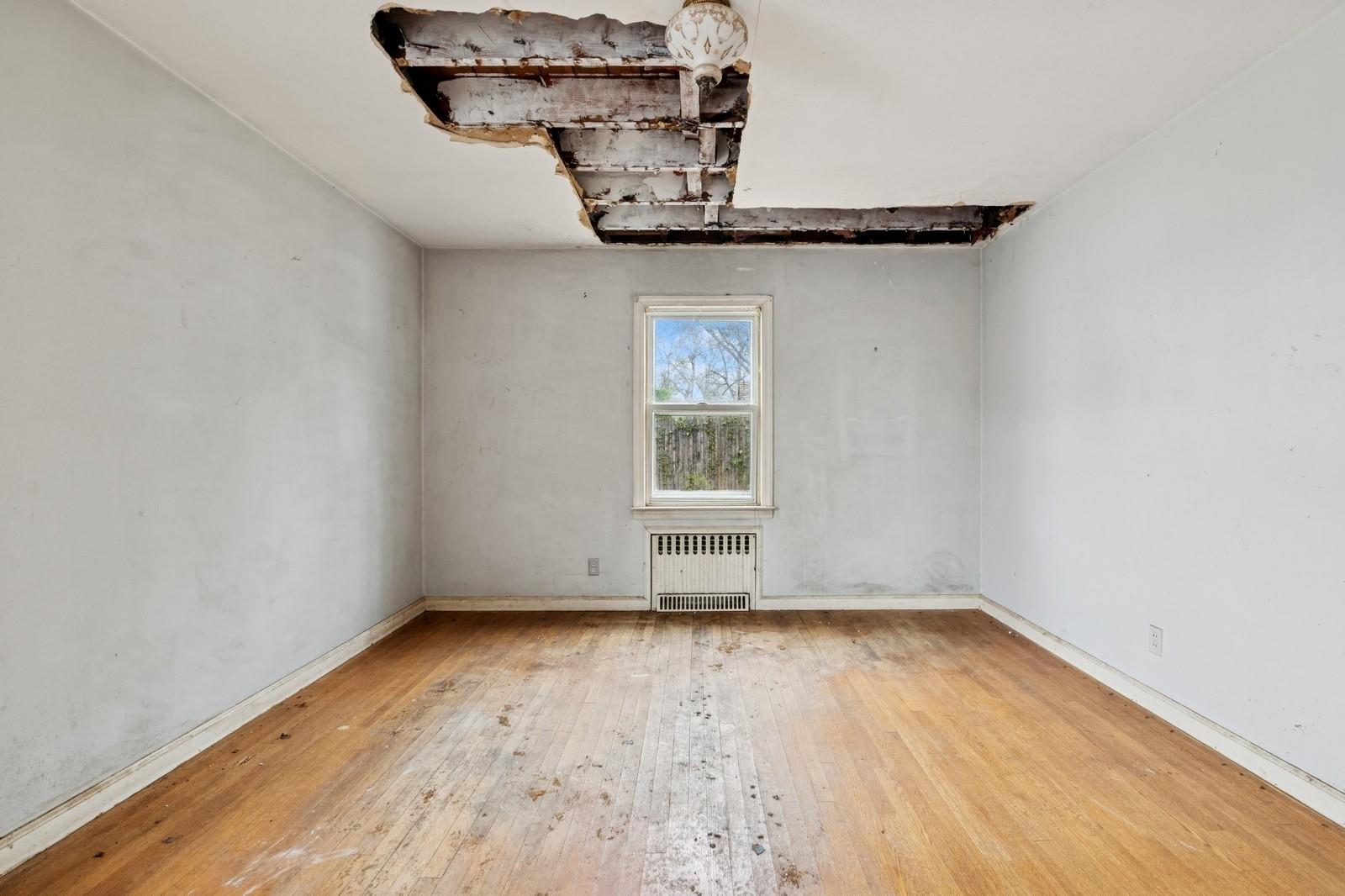 29 Seaman Avenue, Rockville Centre, New York image 17