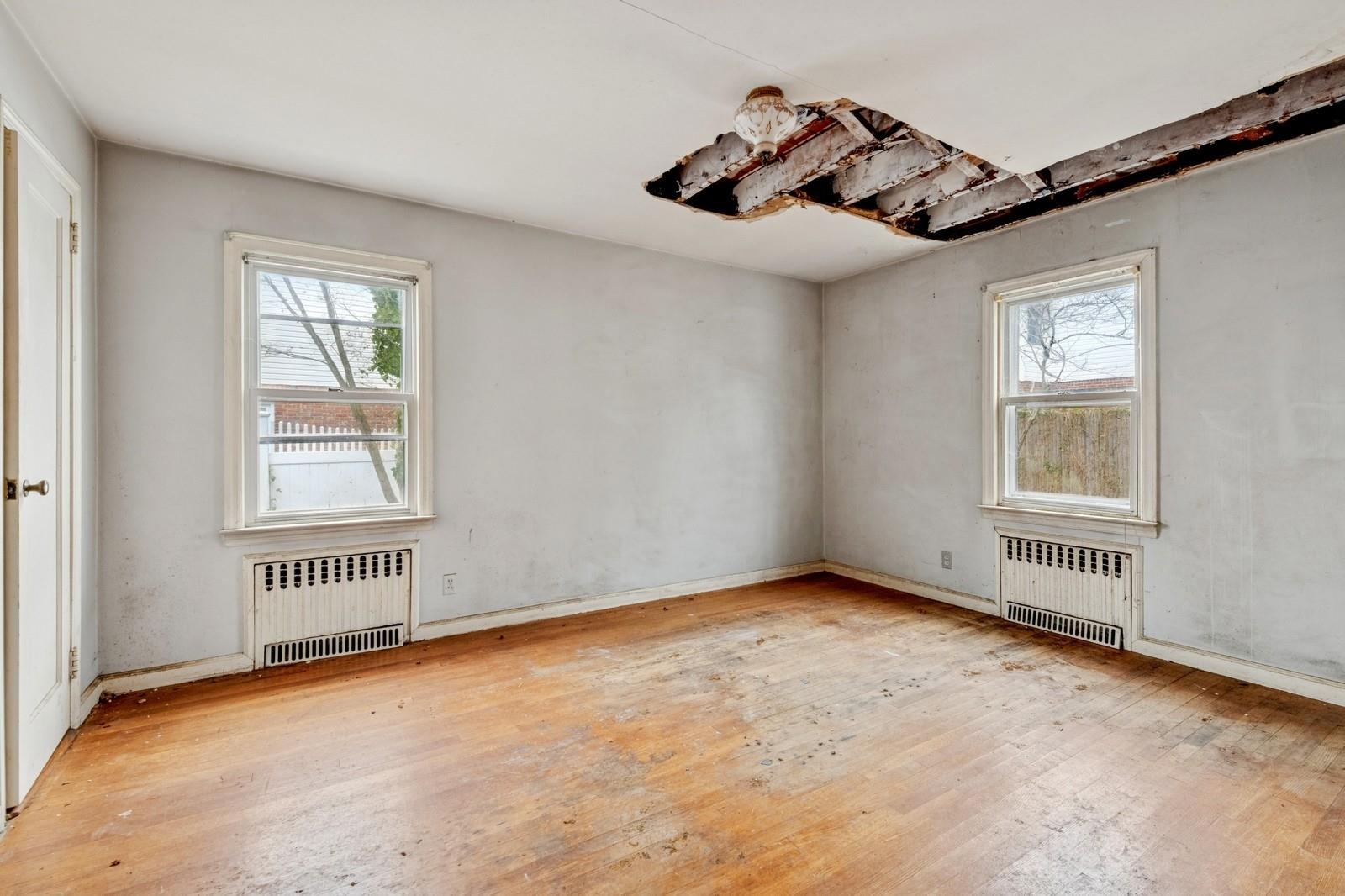 29 Seaman Avenue, Rockville Centre, New York image 15