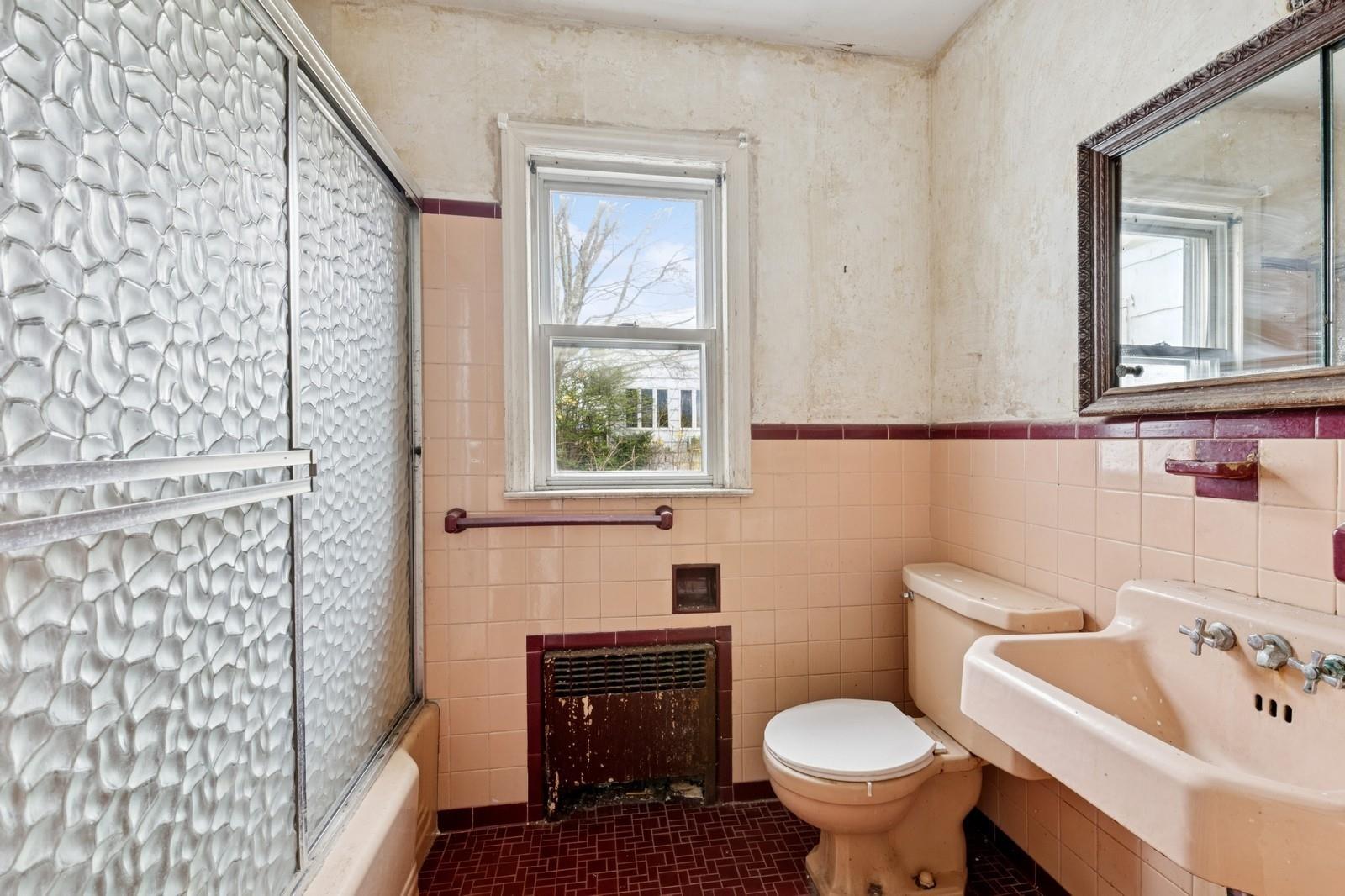 29 Seaman Avenue, Rockville Centre, New York image 14